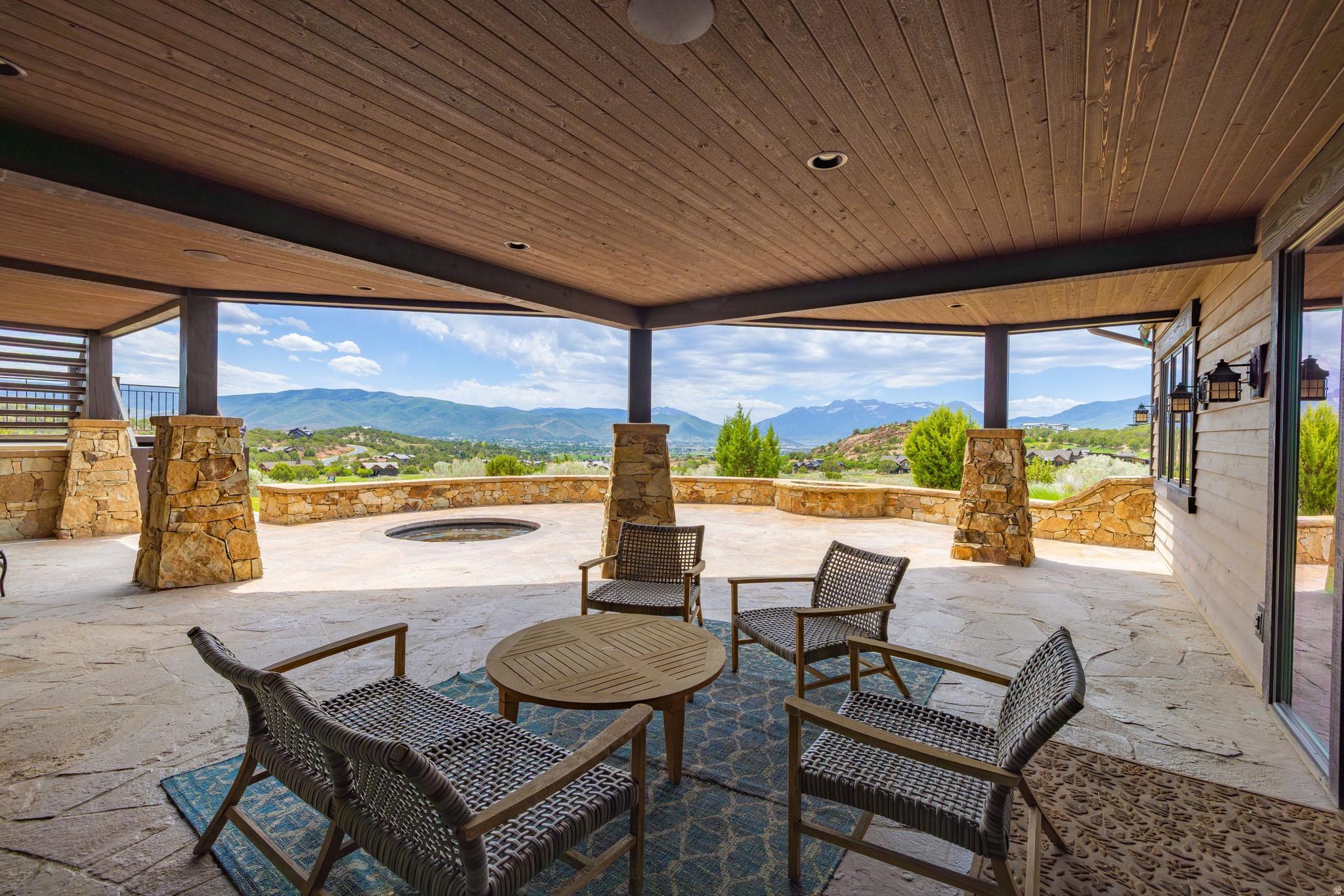 2910 E BROWN DUCK MTN CIR #107