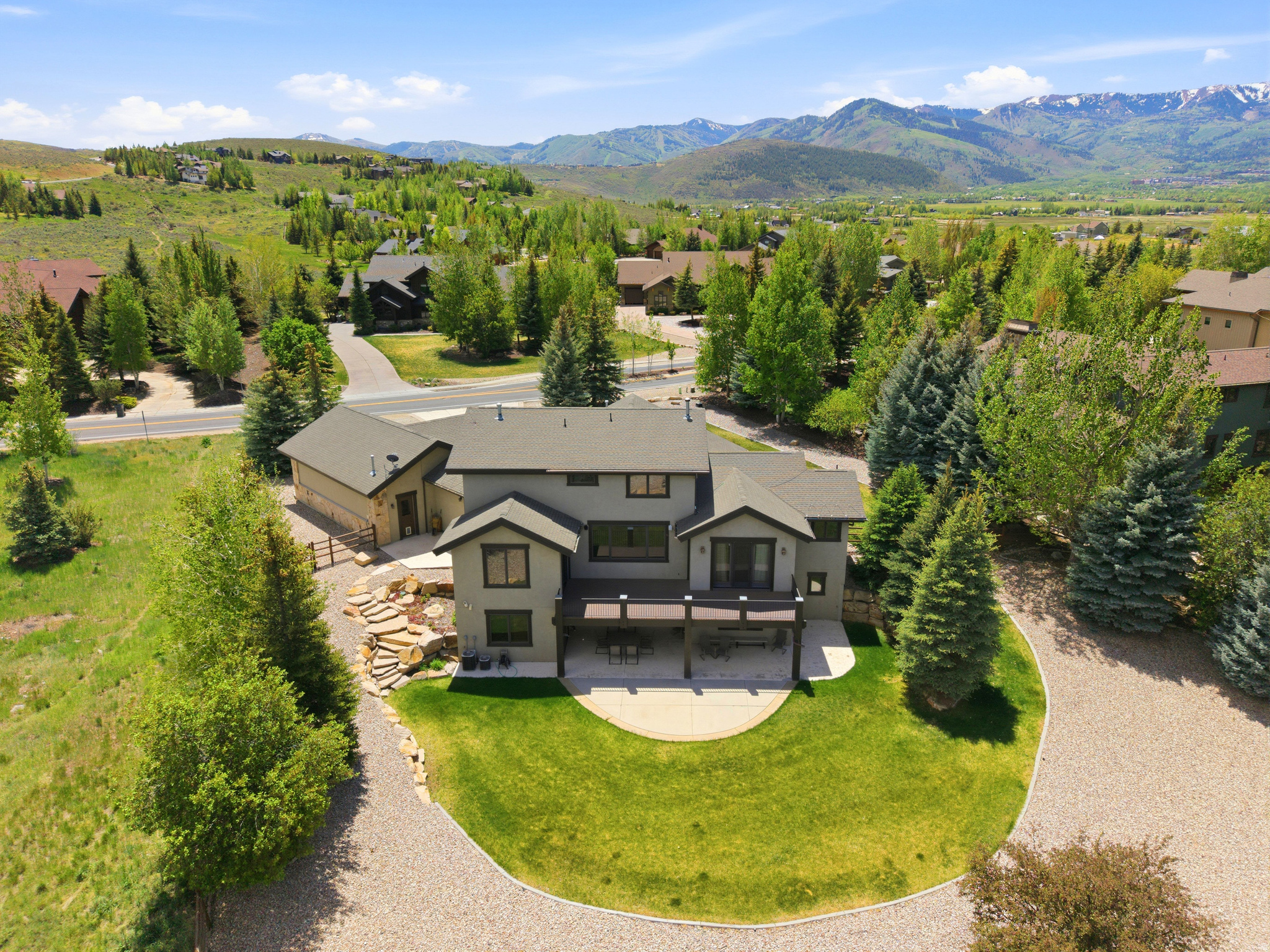 6110 TRAILSIDE DR