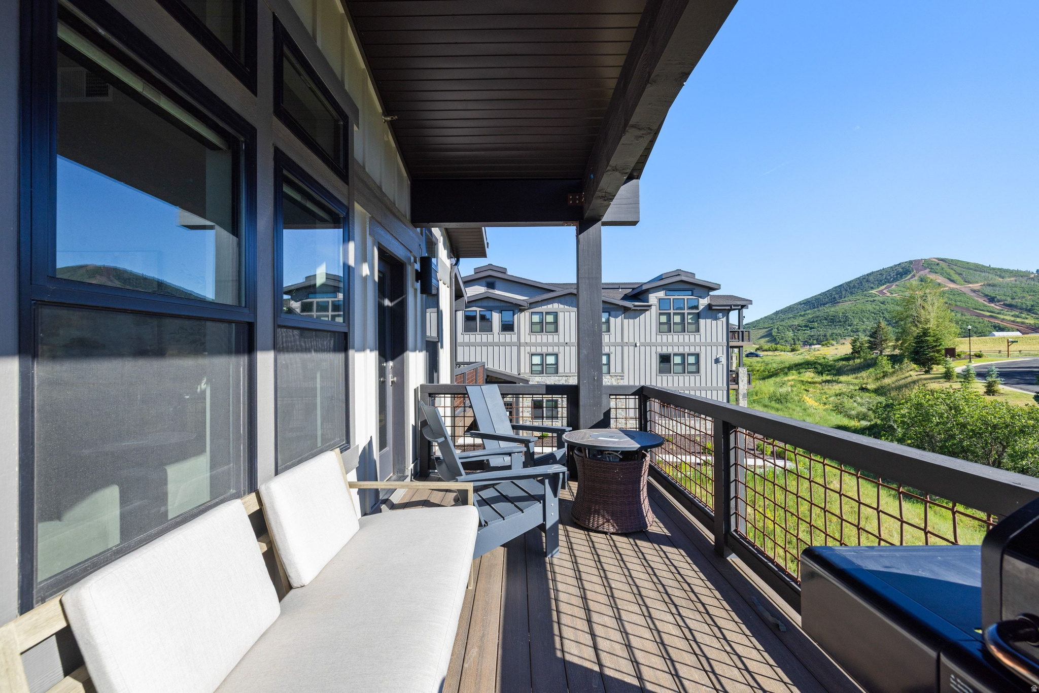 1134 W HELLING CIR #6-302
