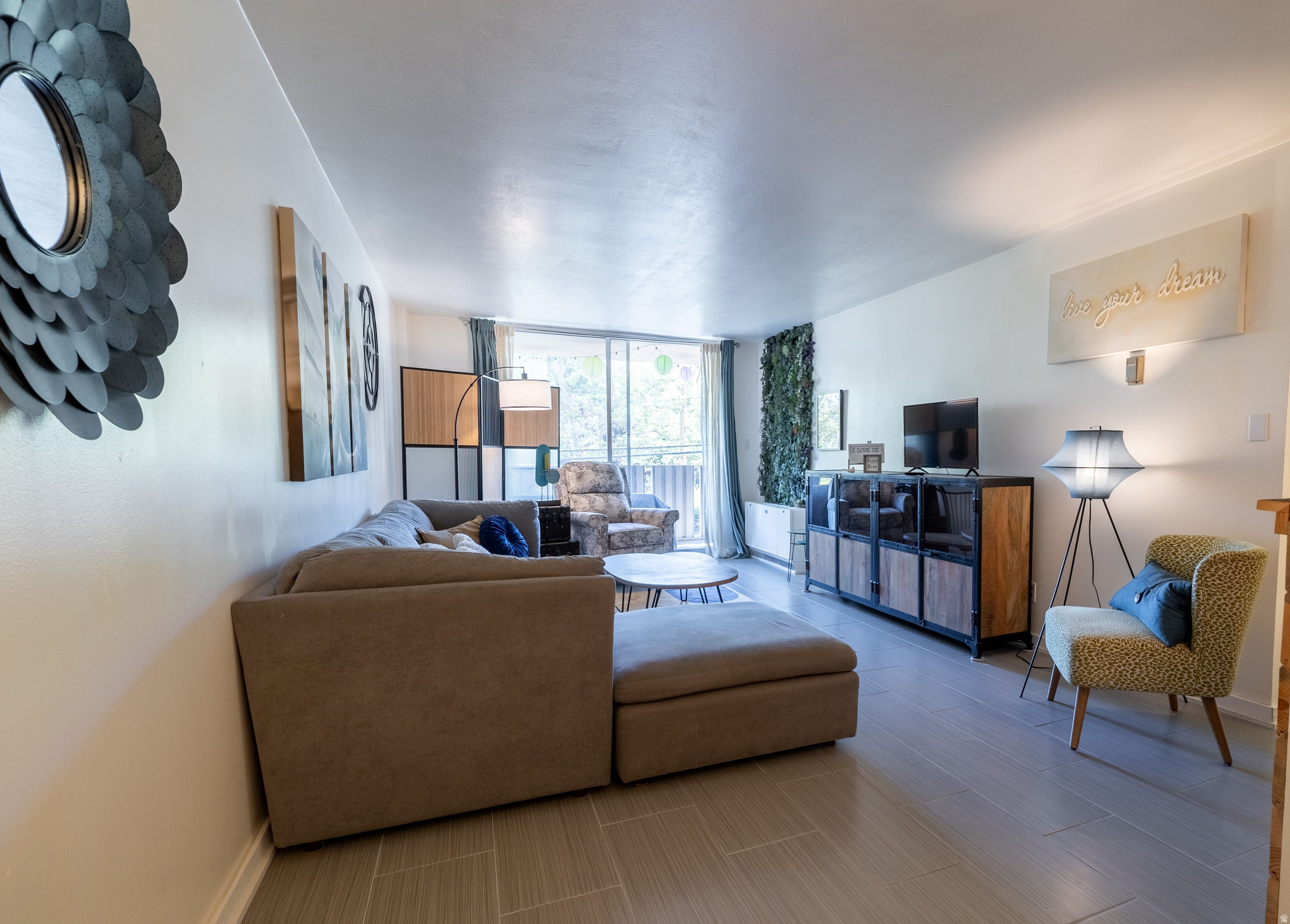 87 W 300 NORTH #307