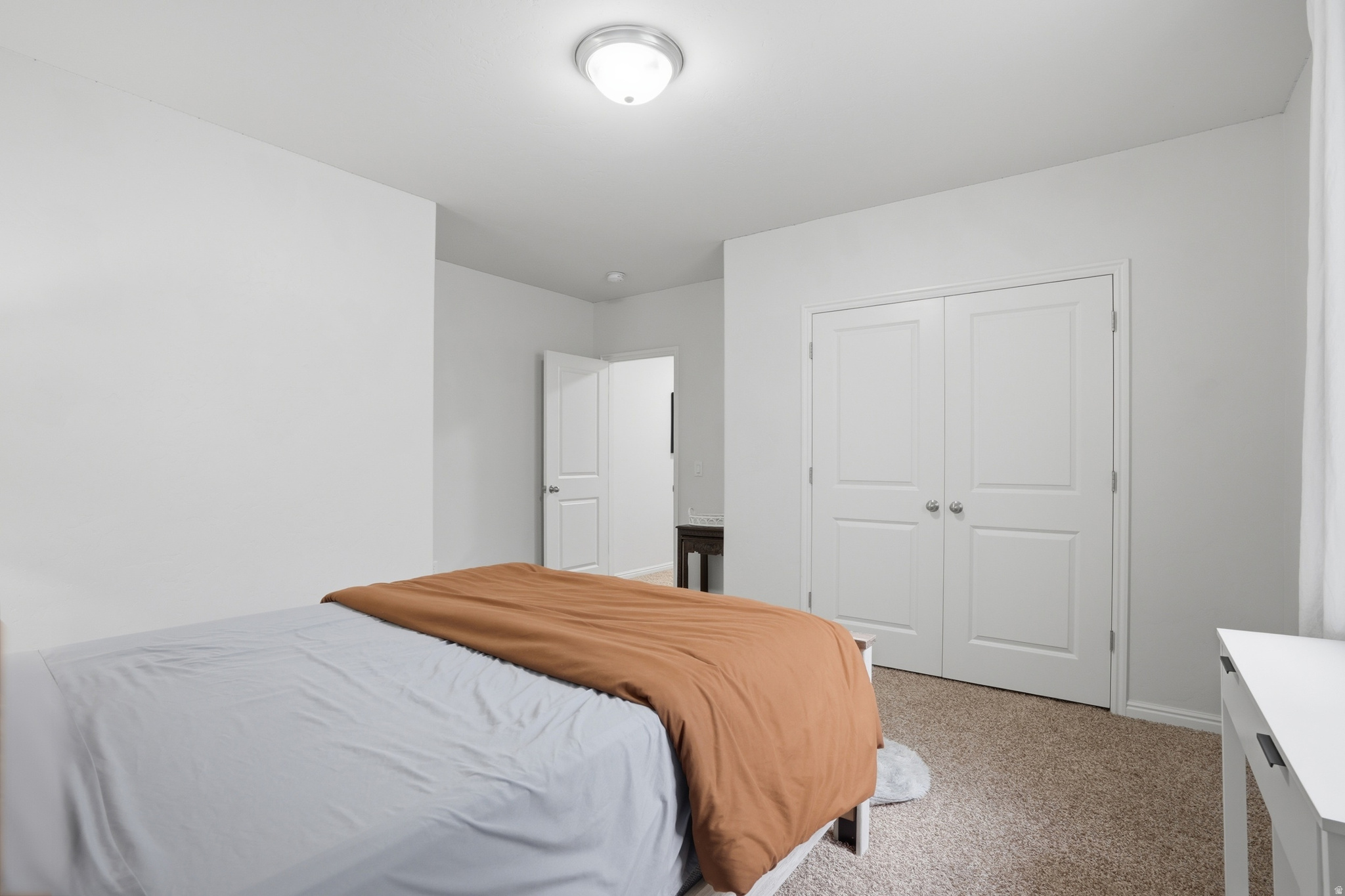 121 W MISTY LN