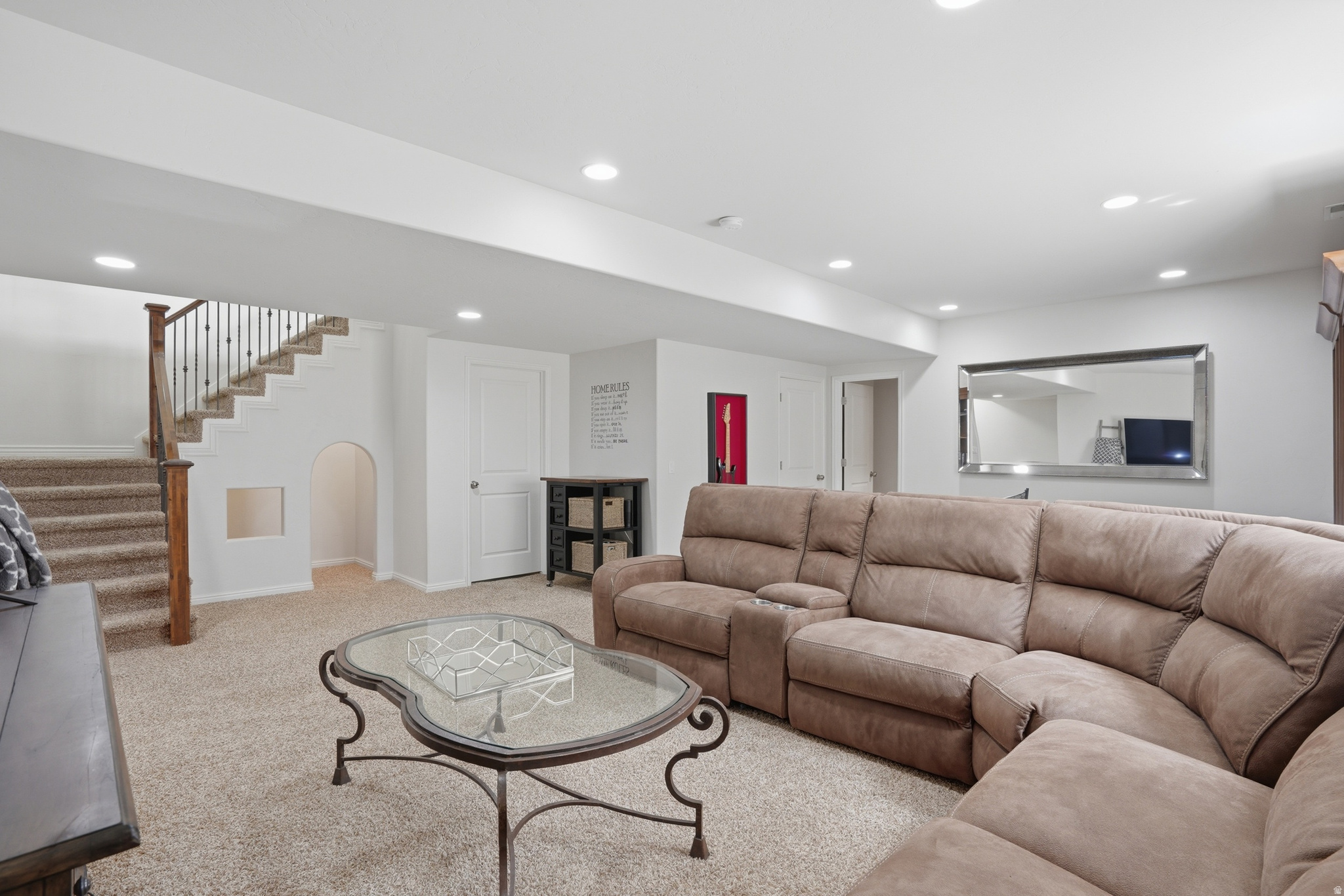 121 W MISTY LN