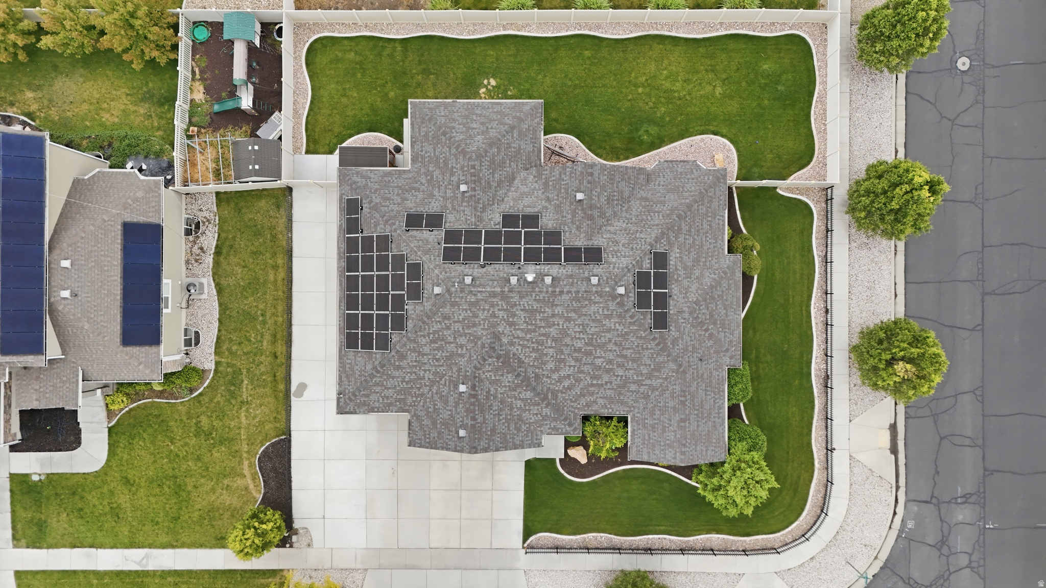 121 W MISTY LN