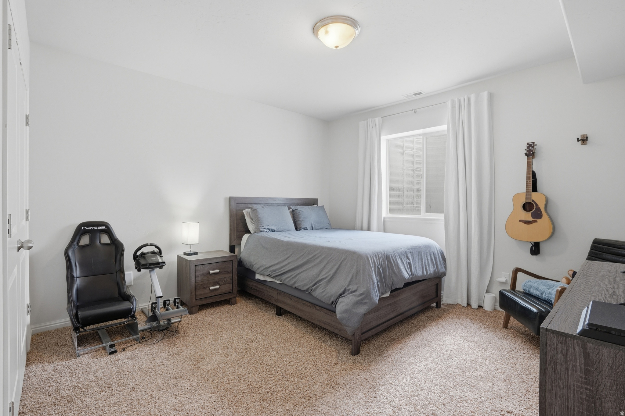 121 W MISTY LN