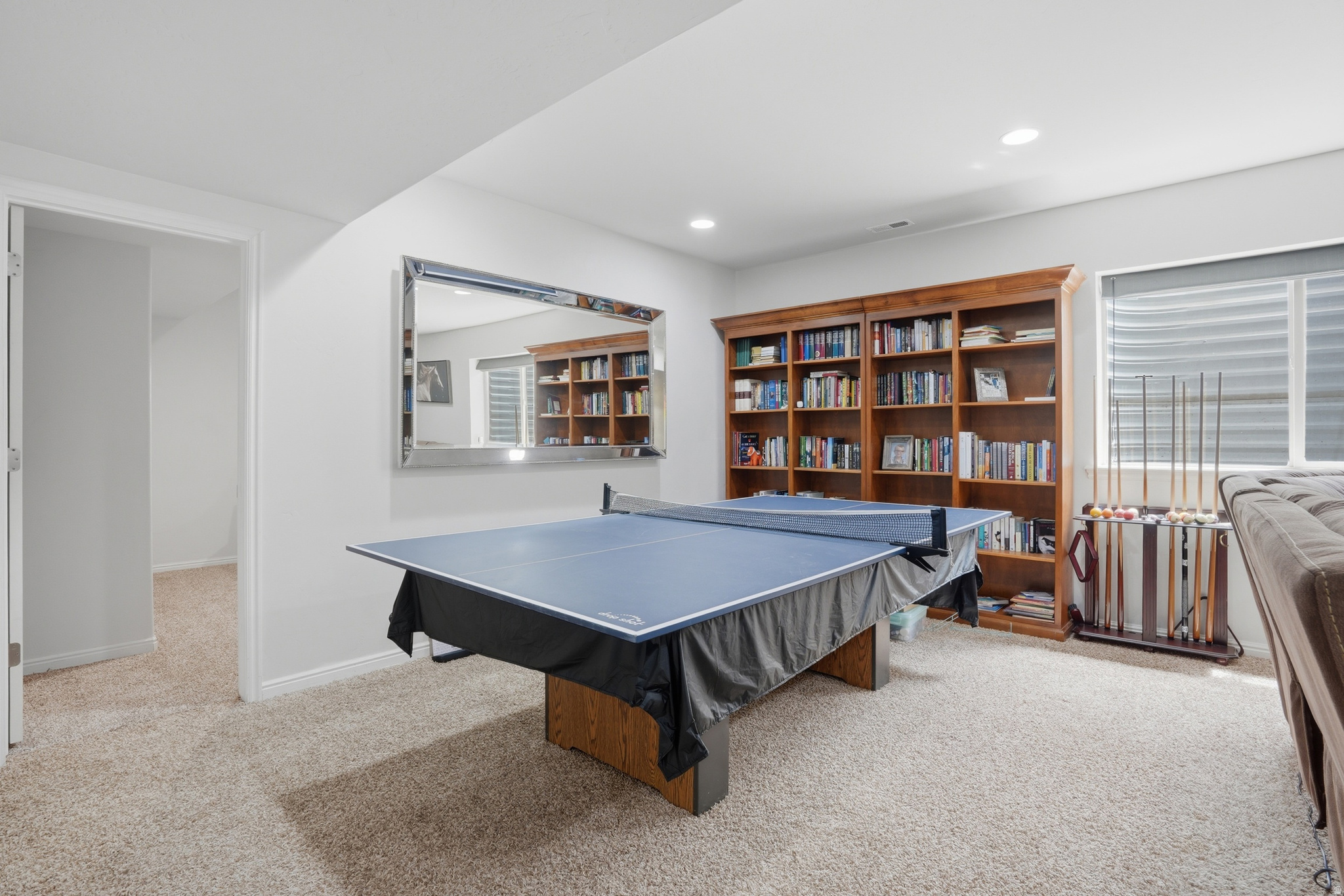 121 W MISTY LN