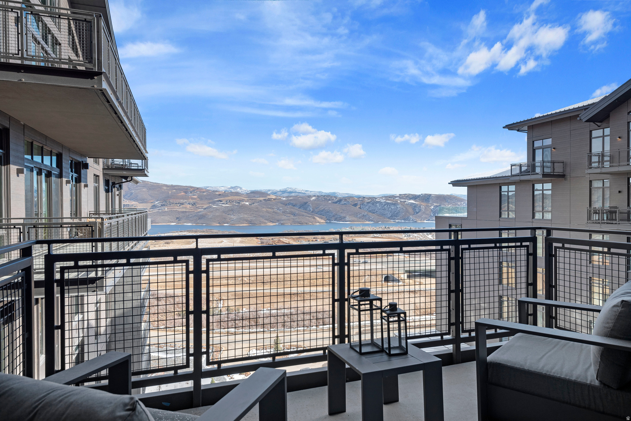 1702 W GLENCOE MOUNTAIN WAY
