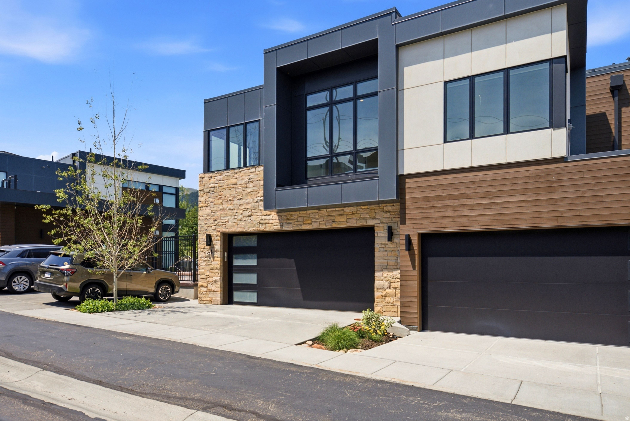 4134 COOPER LN #21