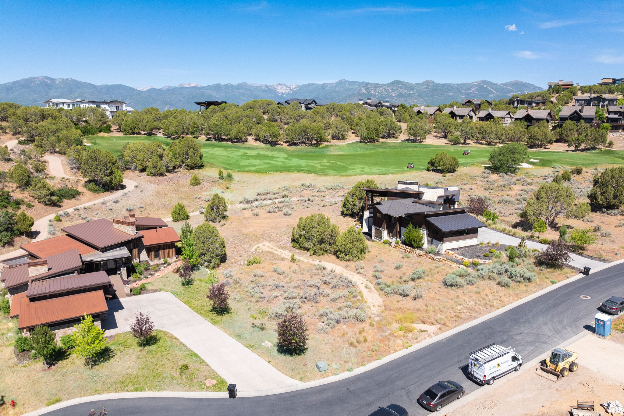 549 N RED MOUNTAIN CT Unit: 213