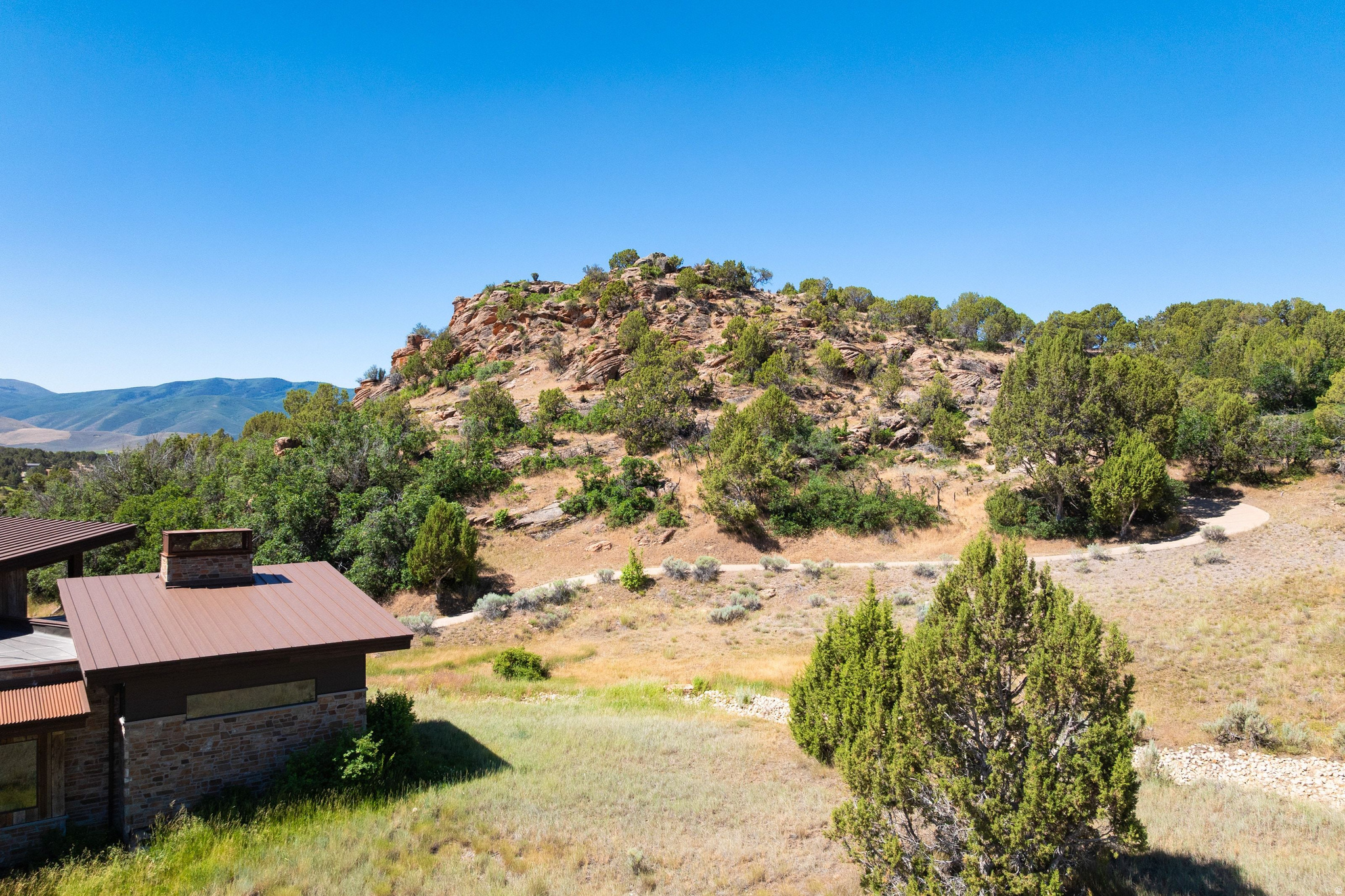 549 N RED MOUNTAIN CT Unit: 213