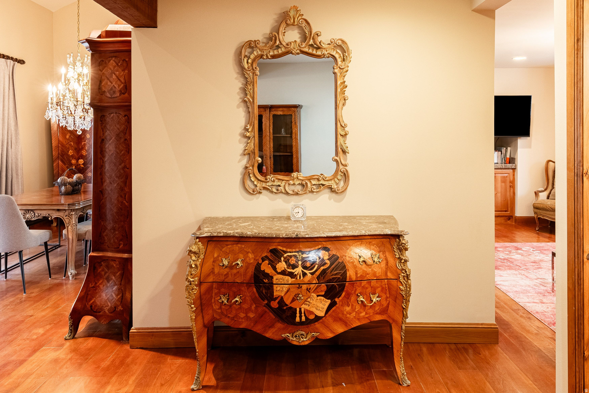1525 LAKESIDE CIR