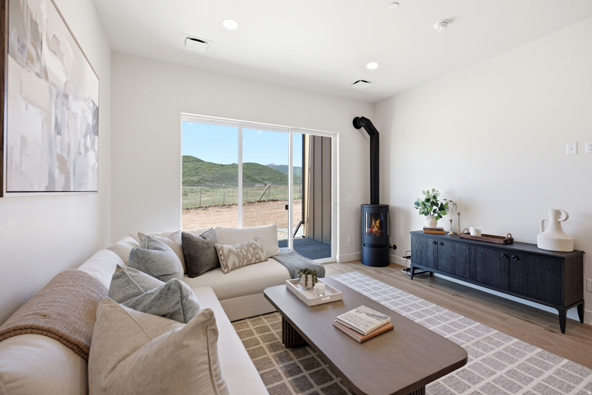 2438 BIG WILLOW TRL #402