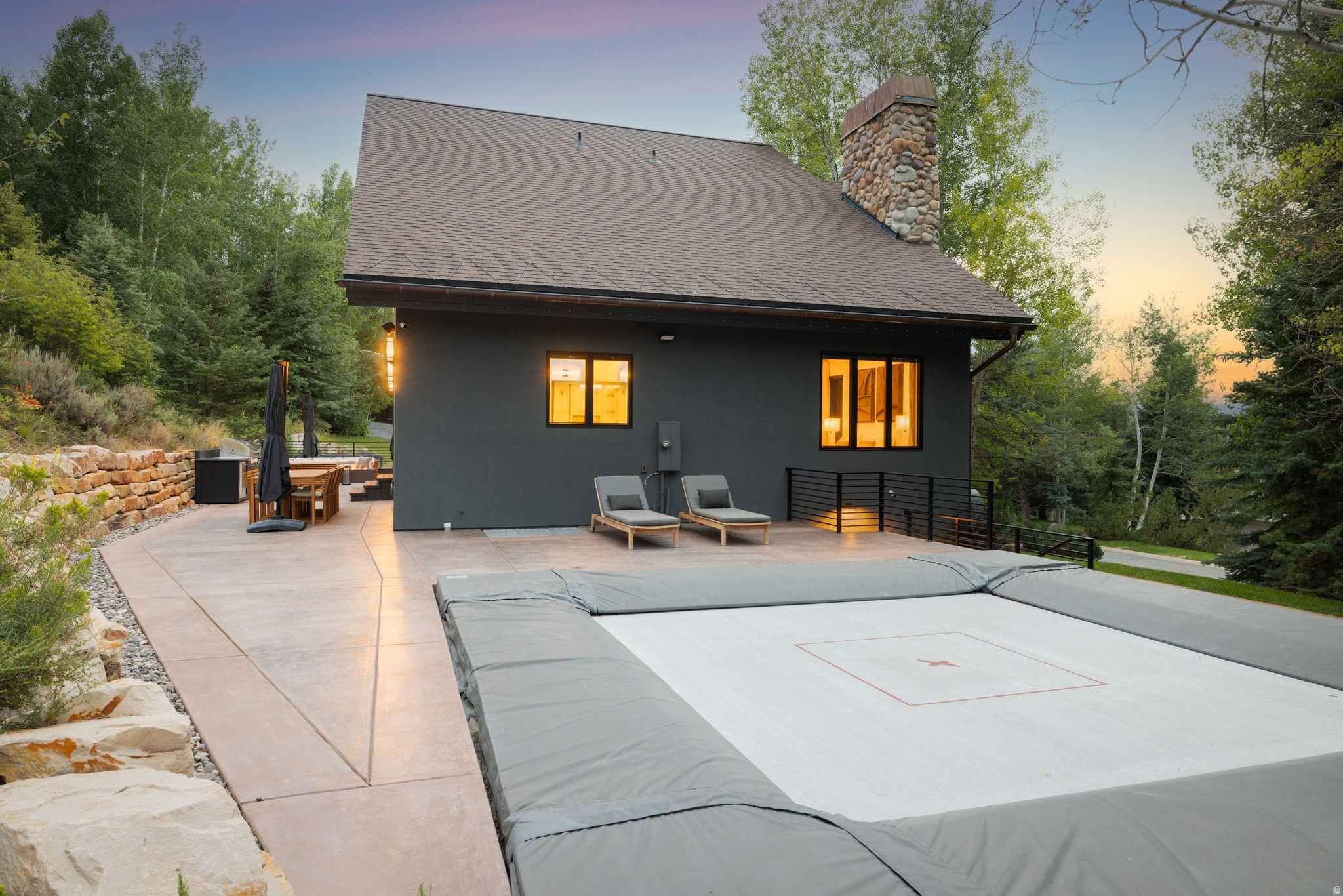 3375 HOMESTEAD RD