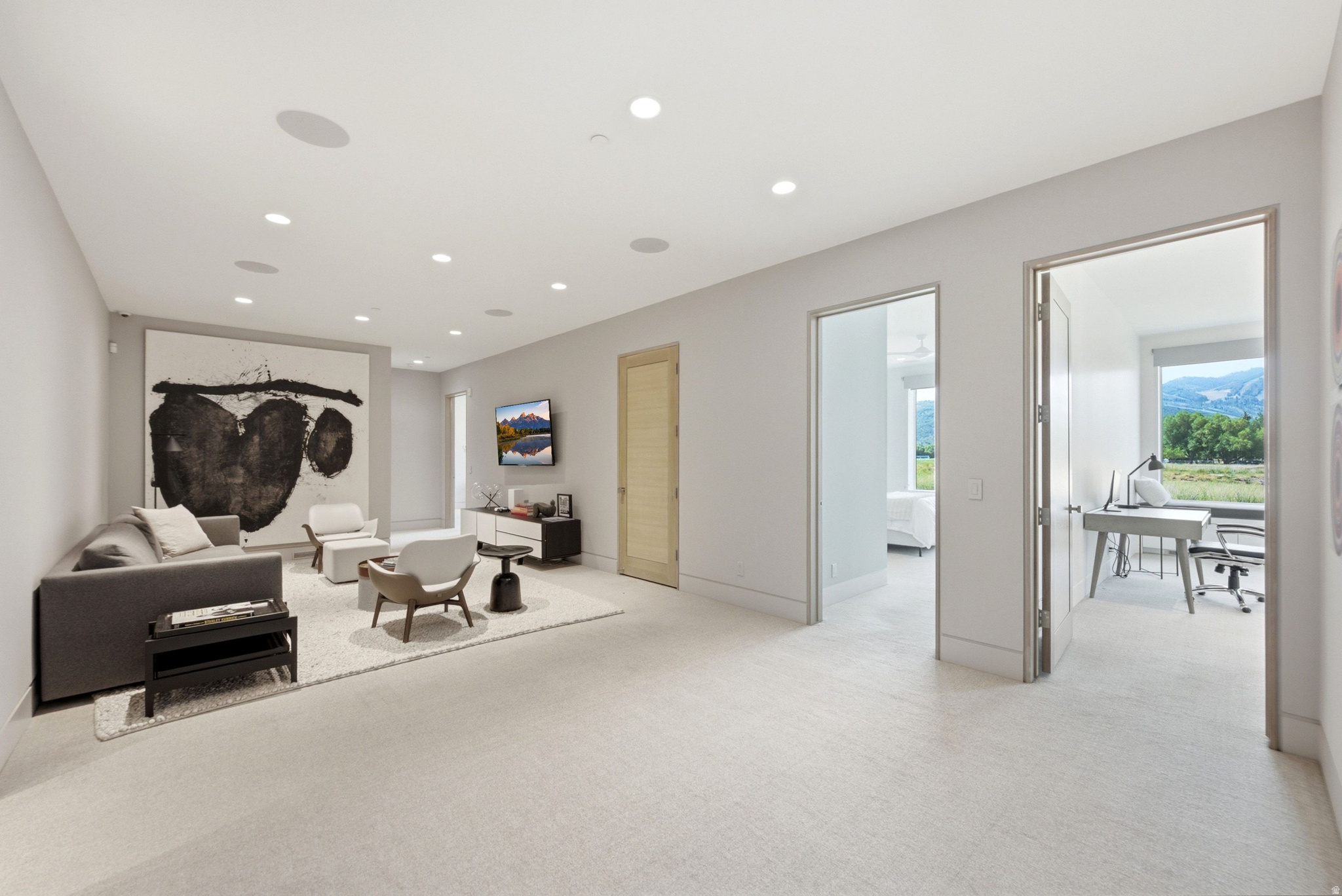 2383 N LAKEVIEW CT