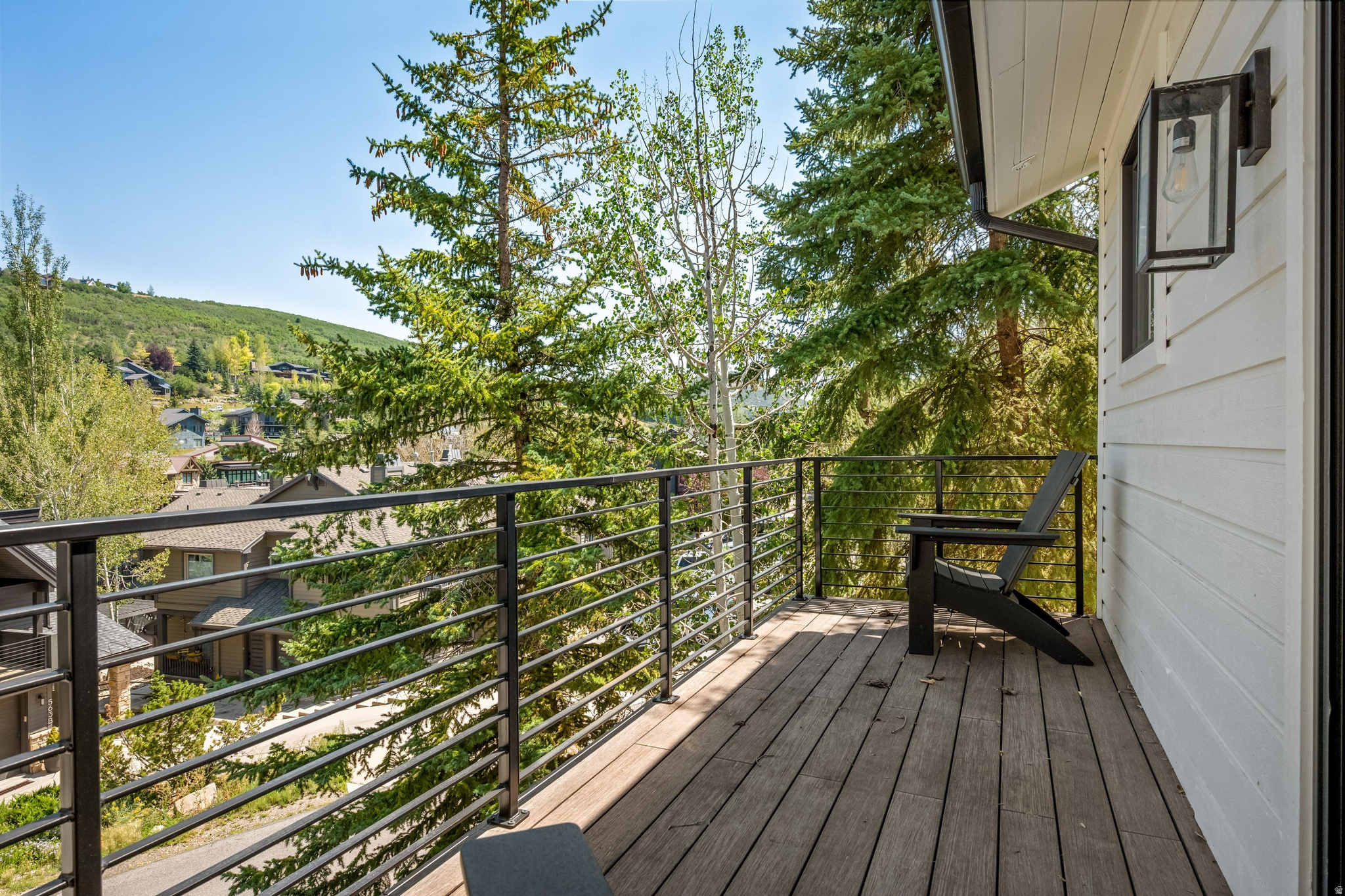 556 DEER VALLEY LOOP #B