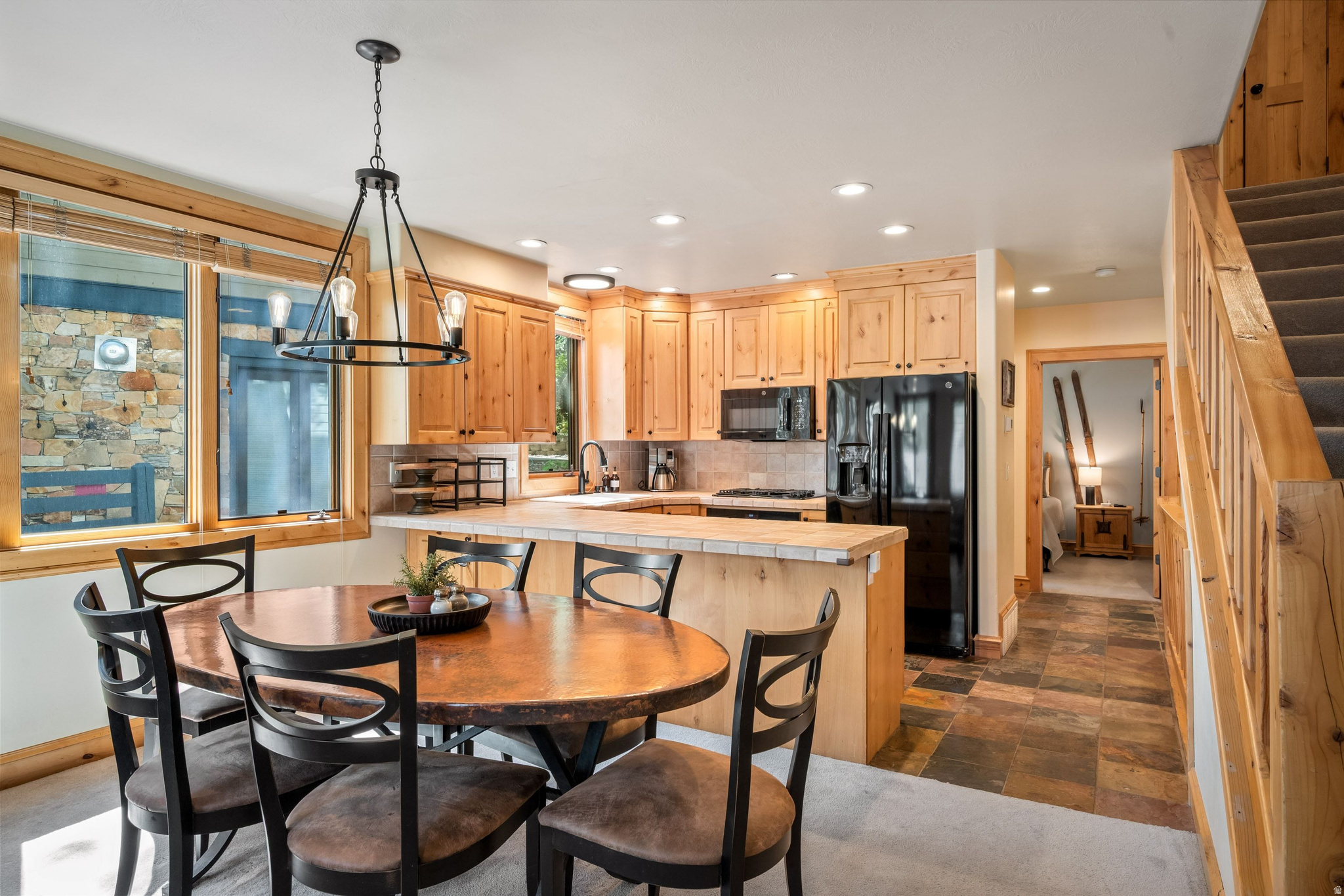 556 DEER VALLEY LOOP #B