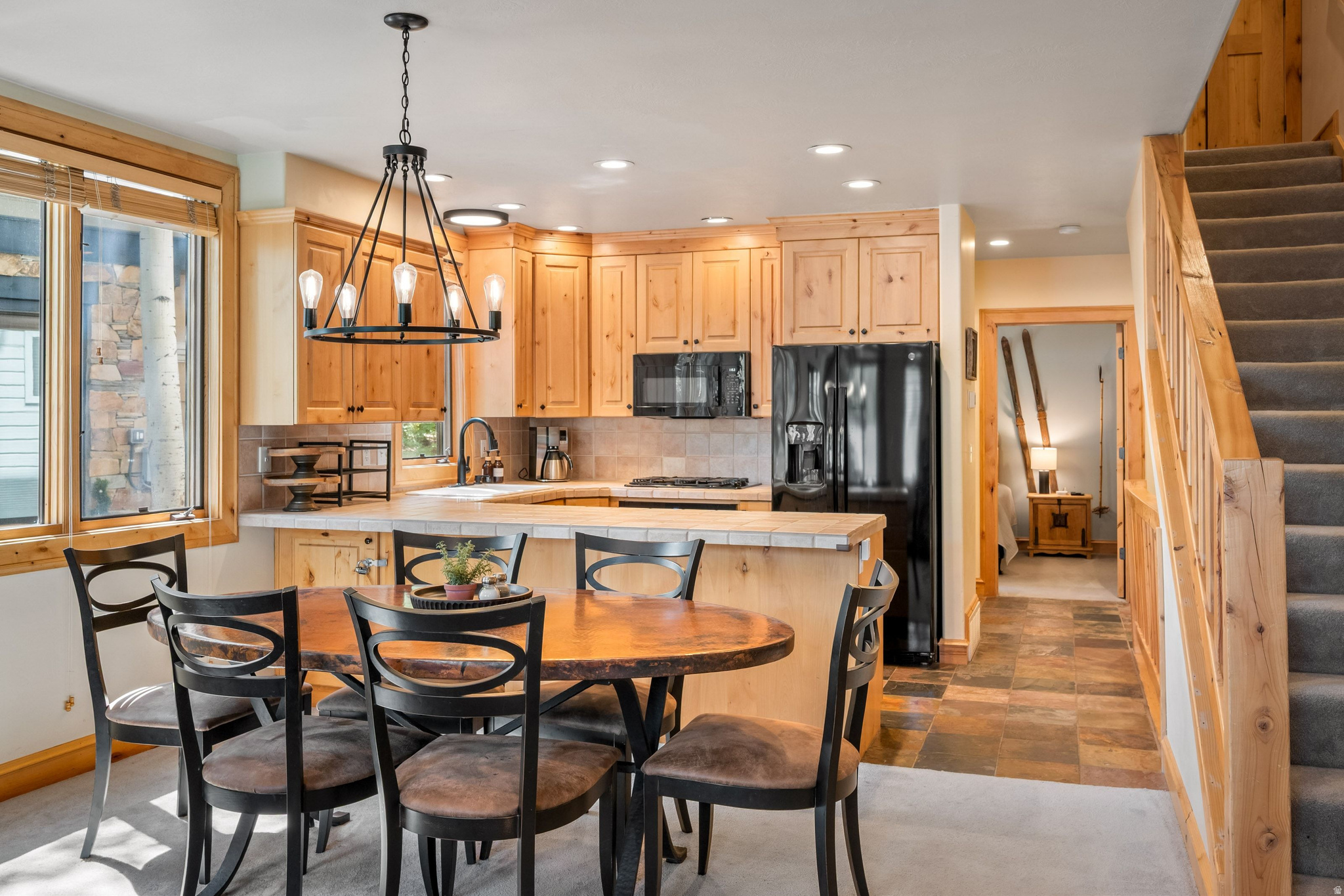 556 DEER VALLEY LOOP #B