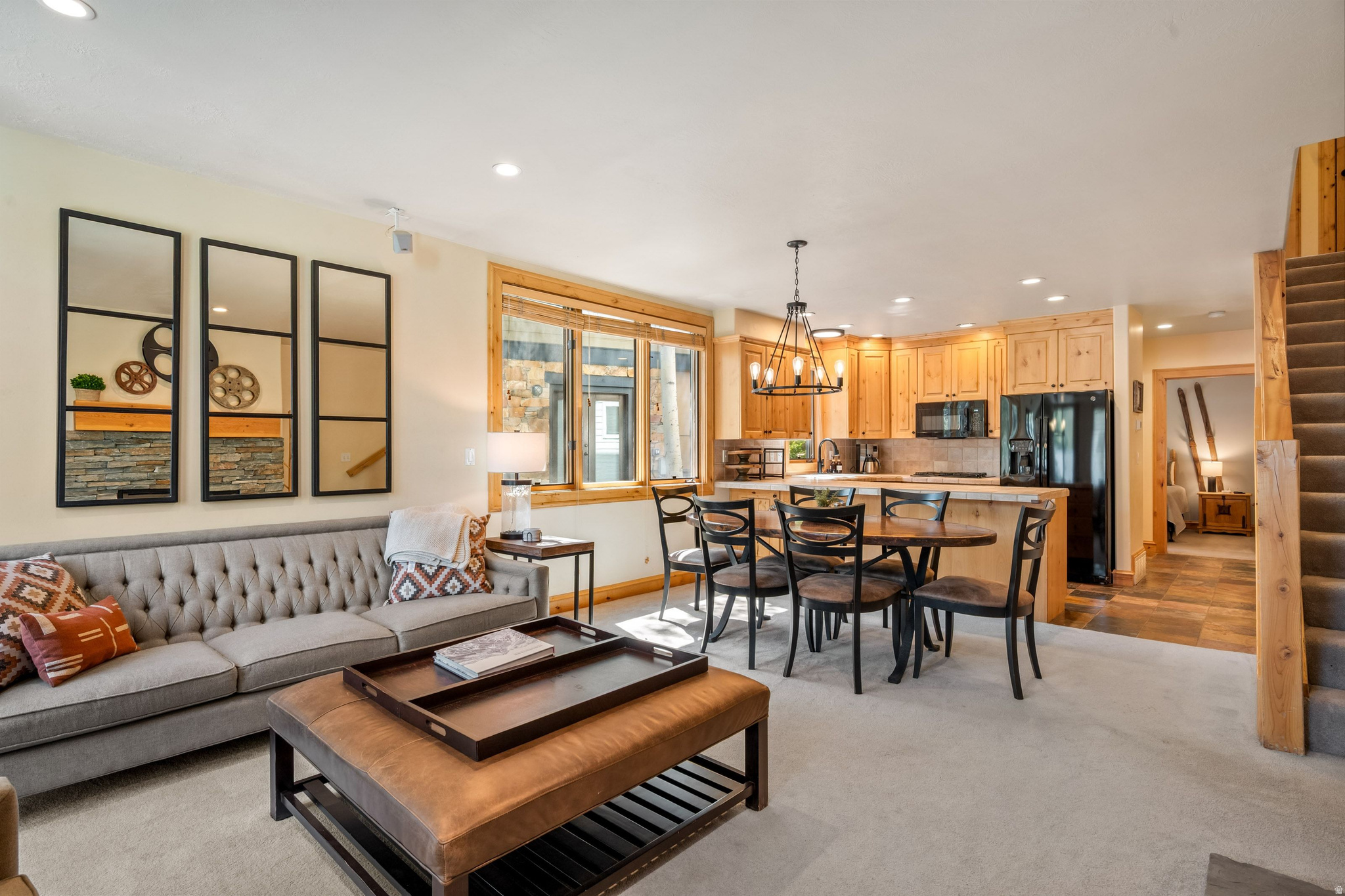 556 DEER VALLEY LOOP #B