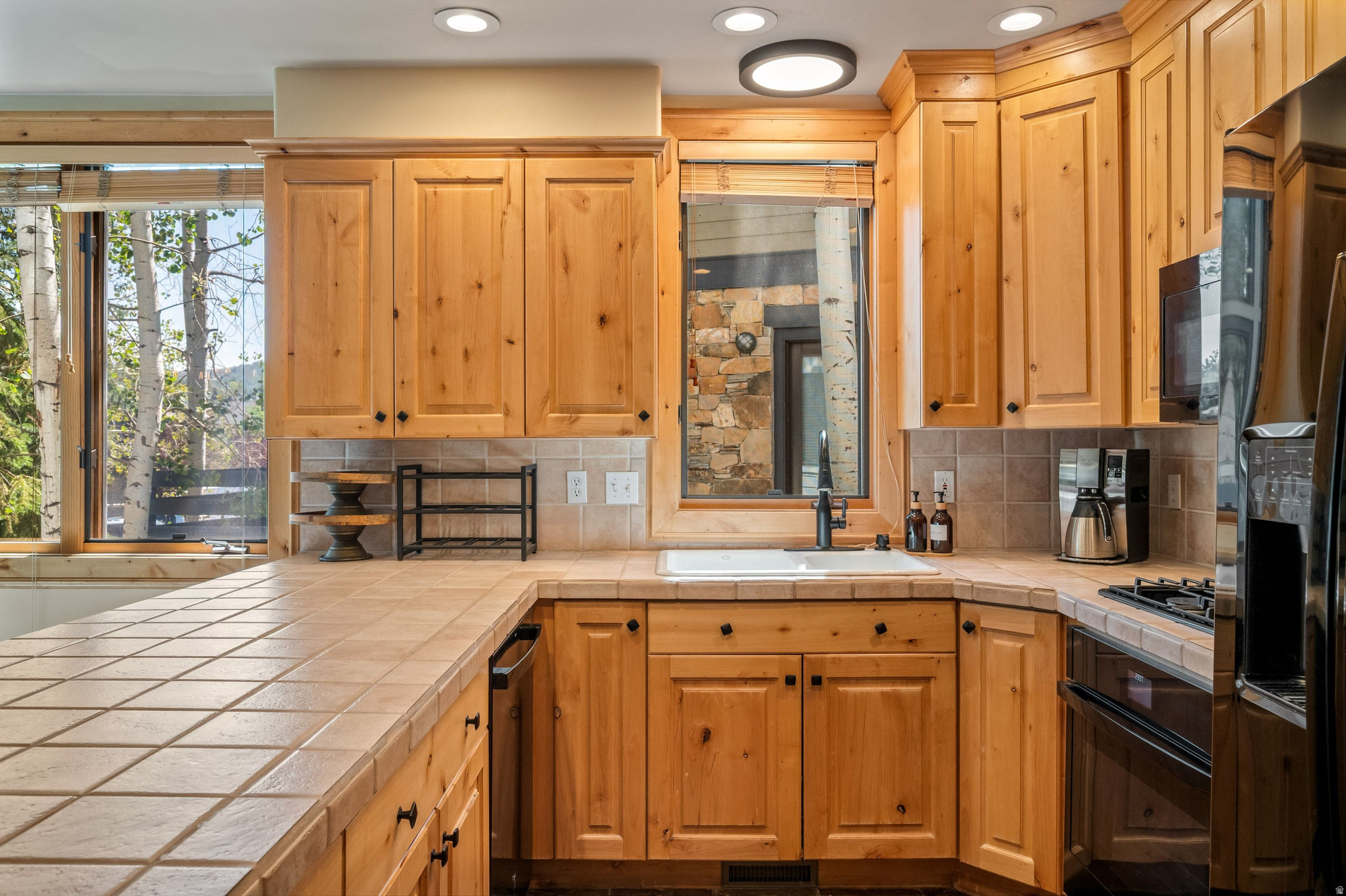 556 DEER VALLEY LOOP #B