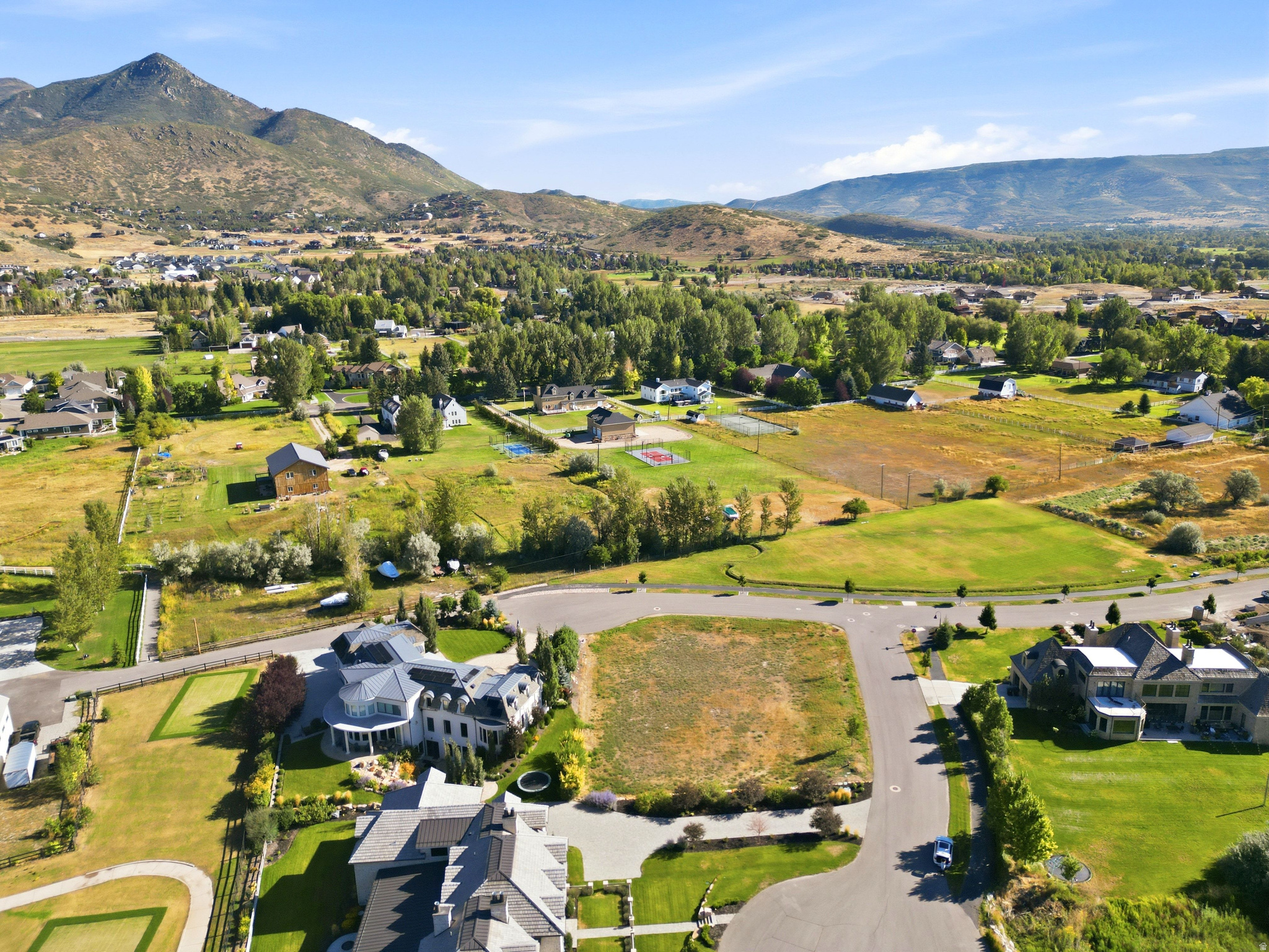175 W FARM SPRINGS LN Unit: 10