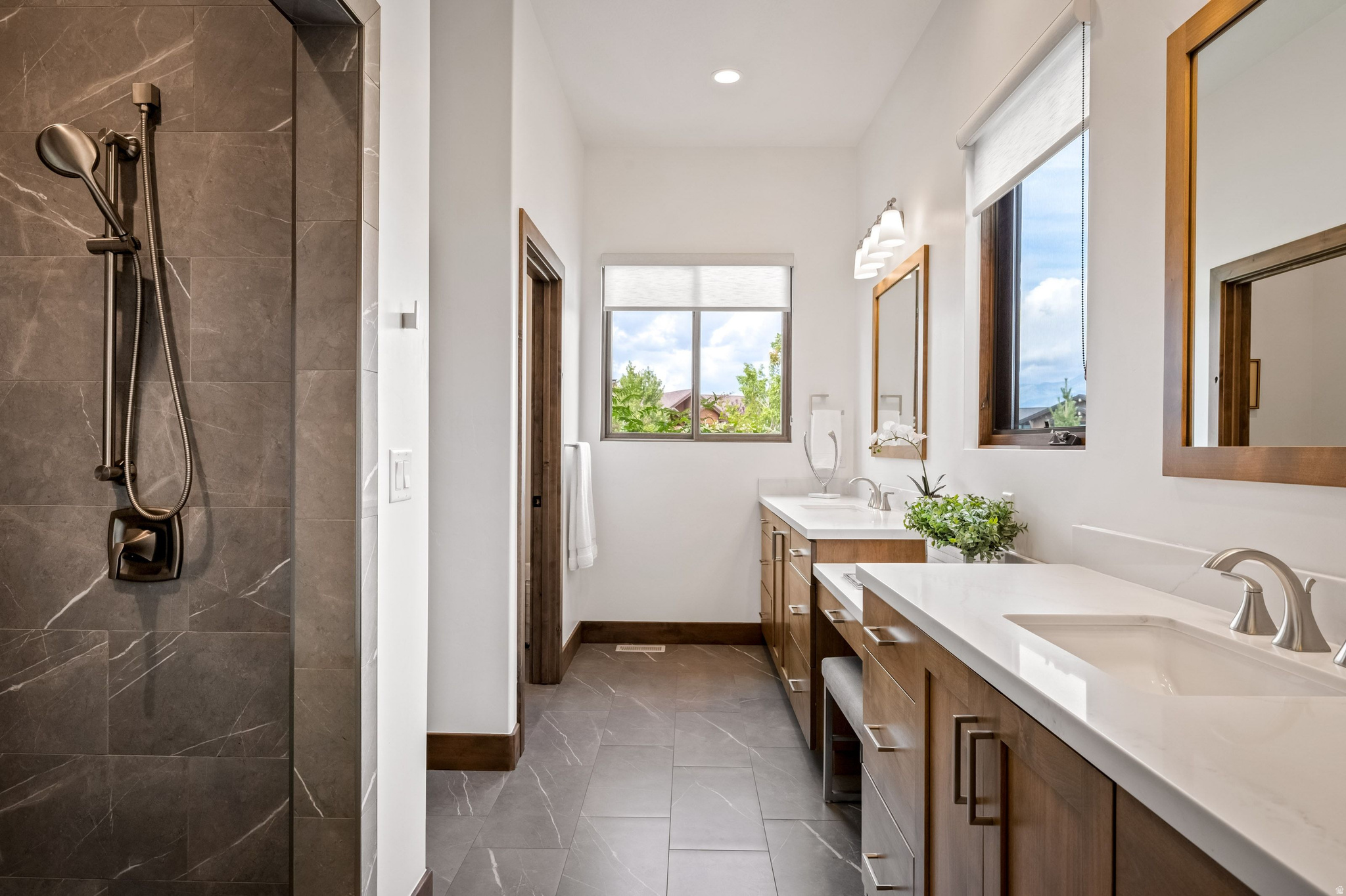 1146 N OQUIRRH DR #57
