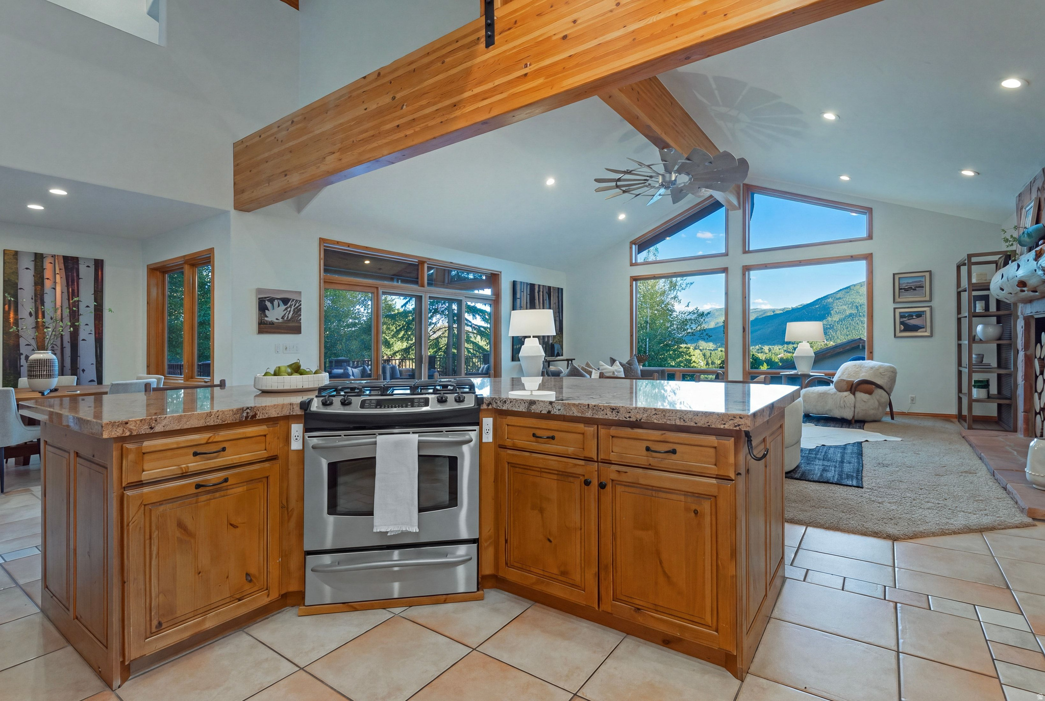 2068 MAHRE DR