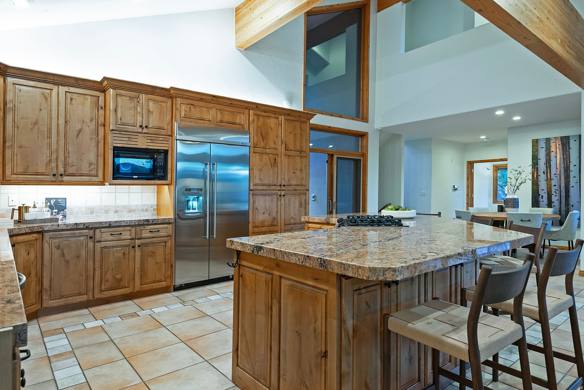 2068 MAHRE DR