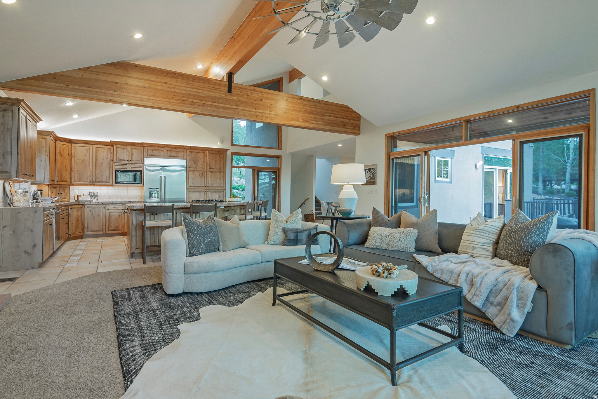 2068 MAHRE DR