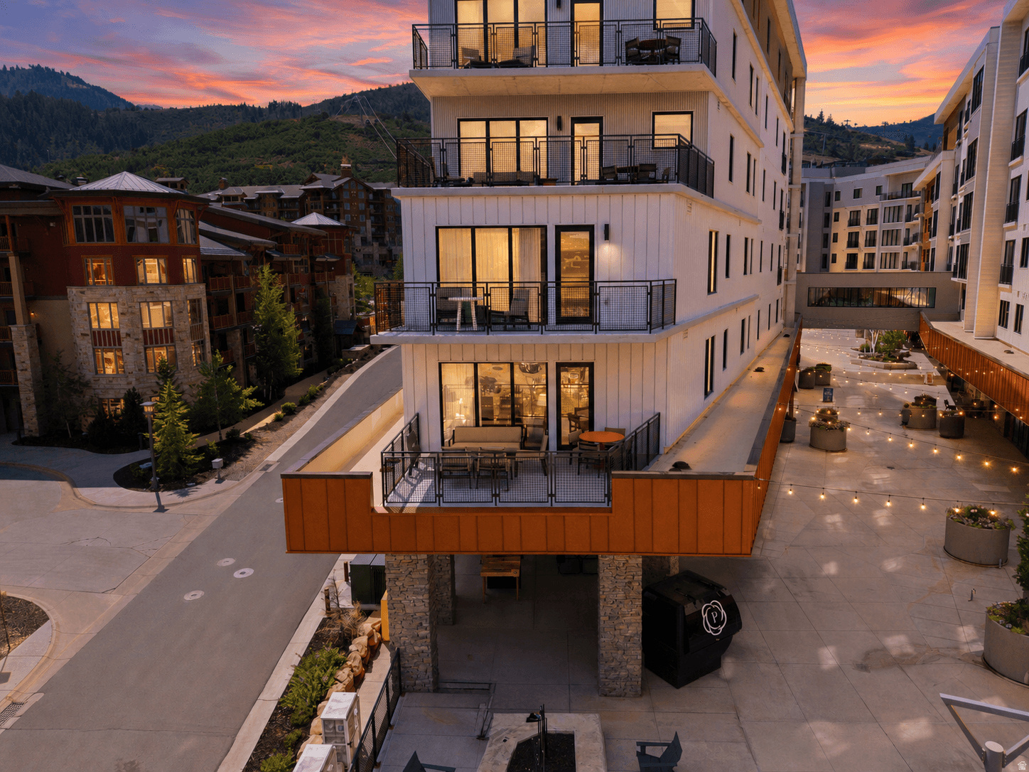 2417 W HIGH MOUNTAIN RD #3211