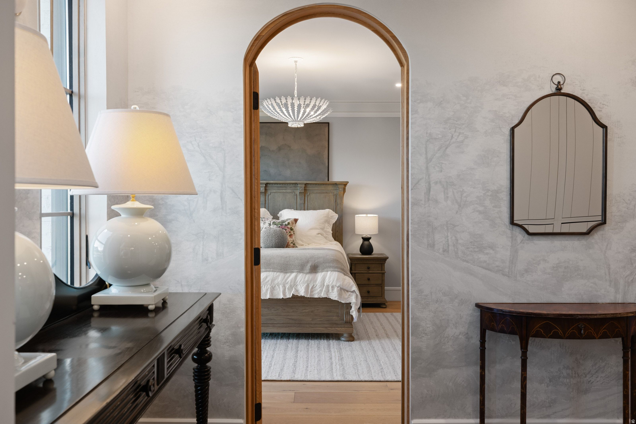 558 W RHEINFALLS CIR