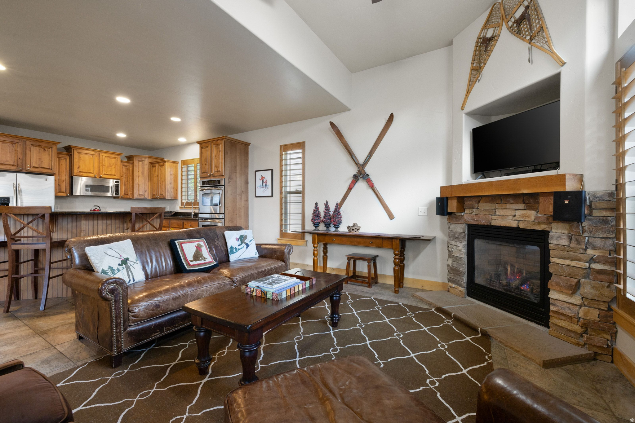 5604 N KODIAK WAY