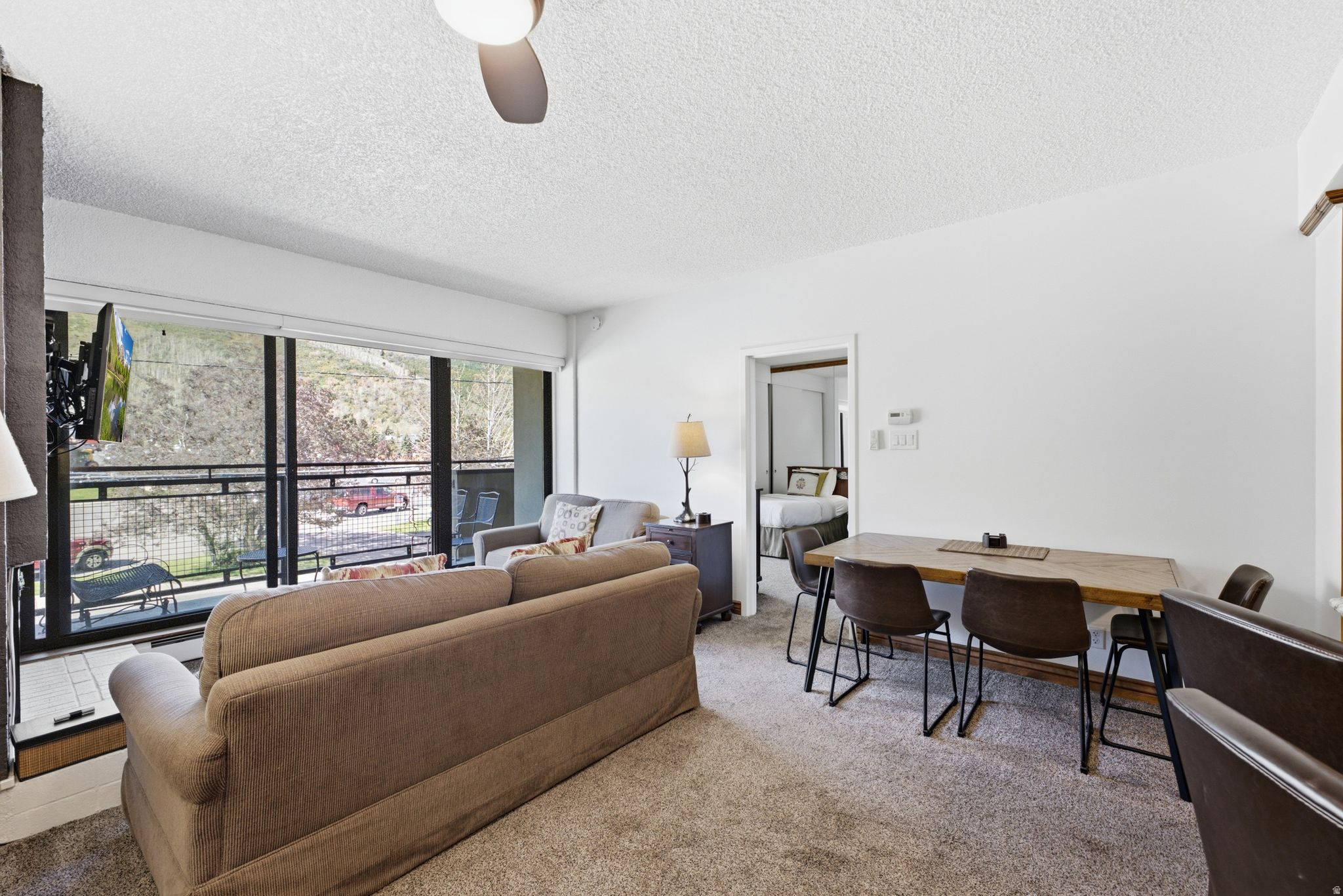 1482 EMPIRE AVE #307