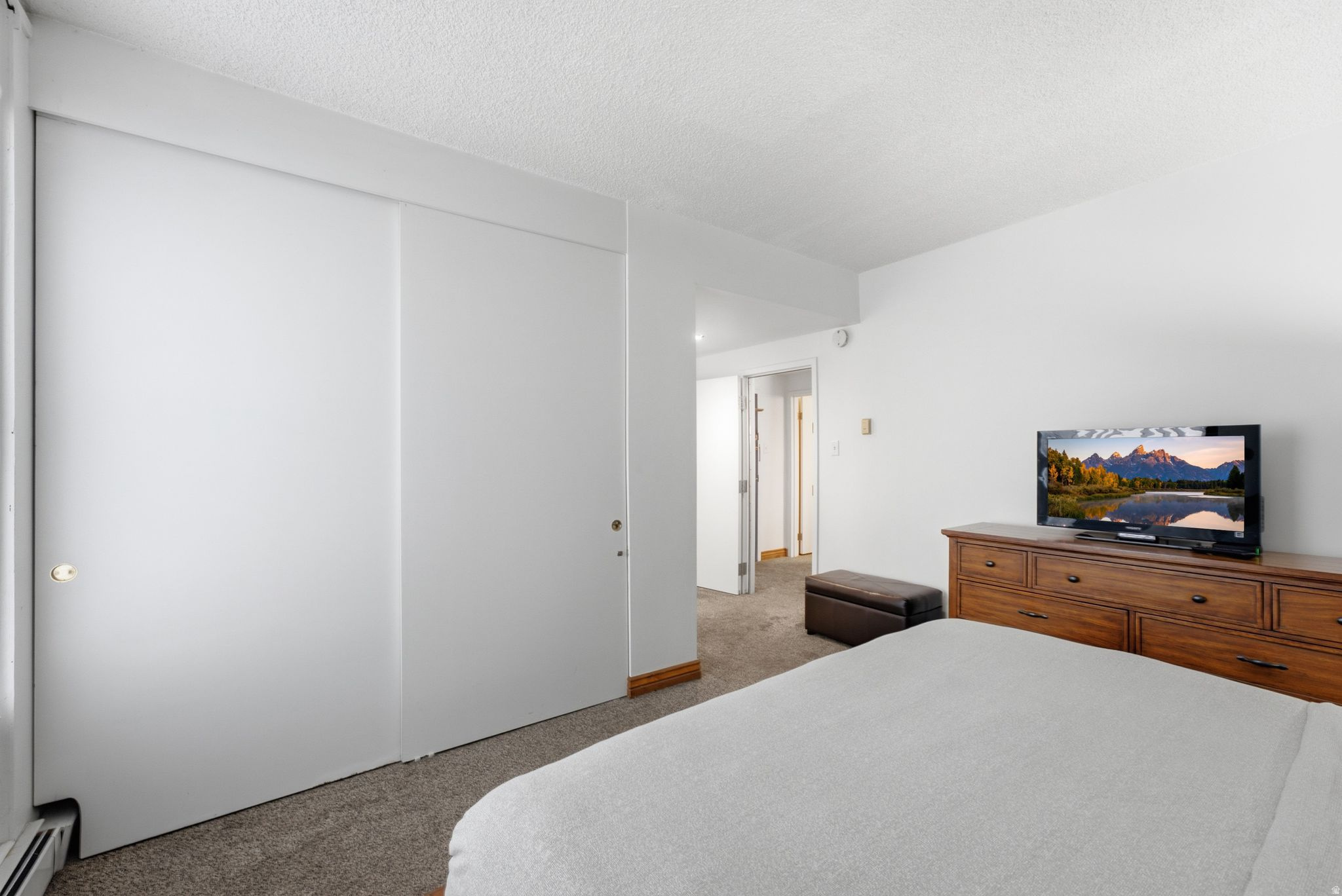 1482 EMPIRE AVE #307