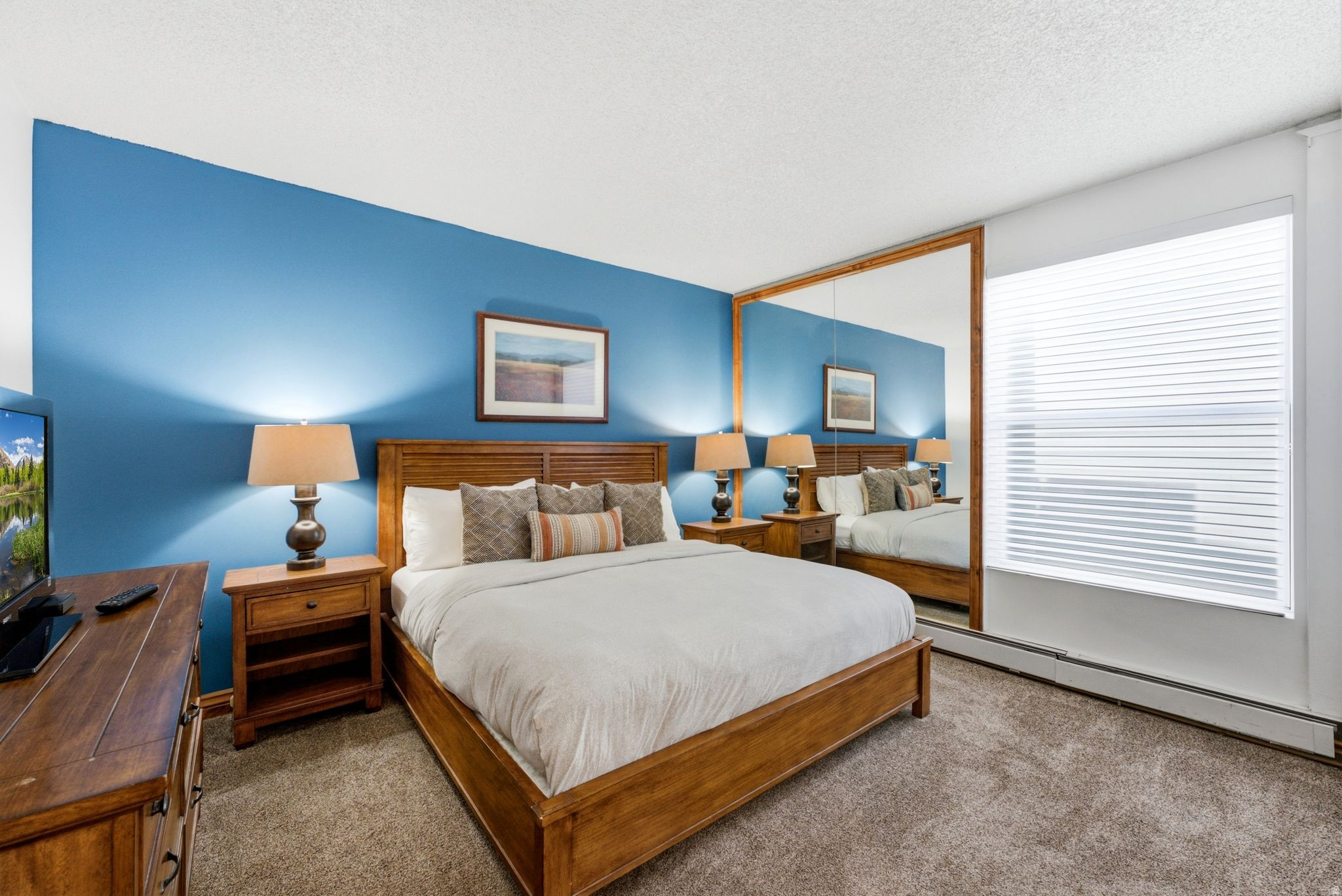 1482 EMPIRE AVE #307