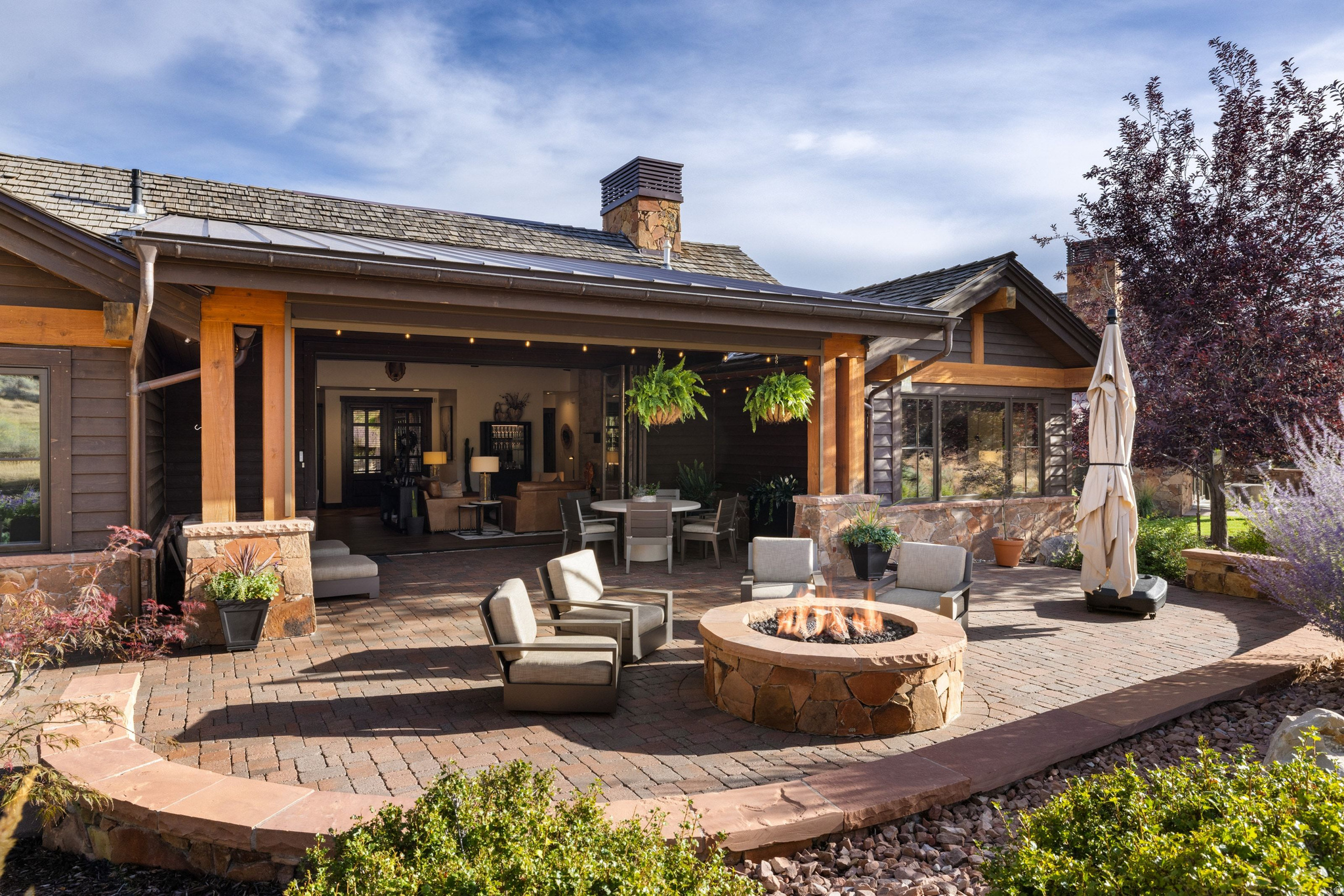 153 N CLUB CABINS CT