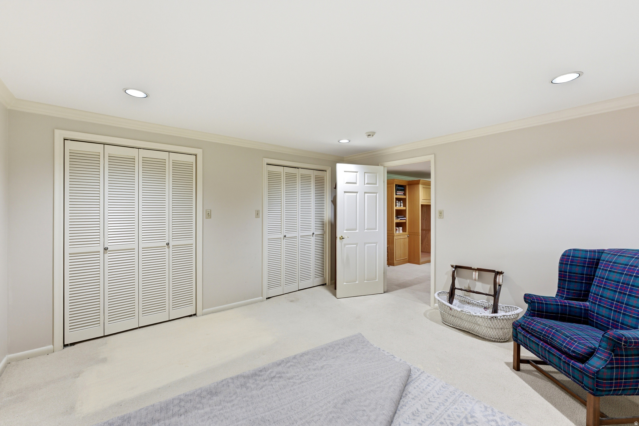 2642 MAYWOOD DR