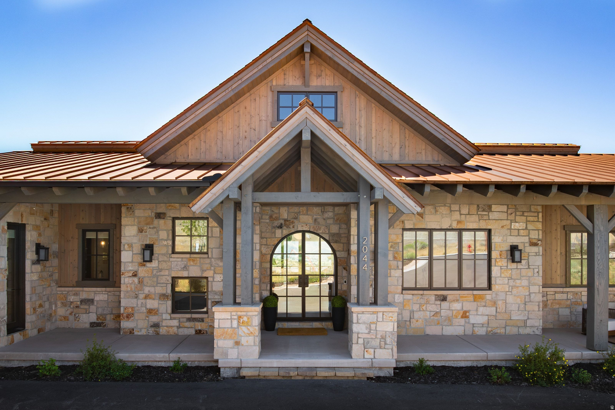 2044 E NOTCH MOUNTAIN CIR #360