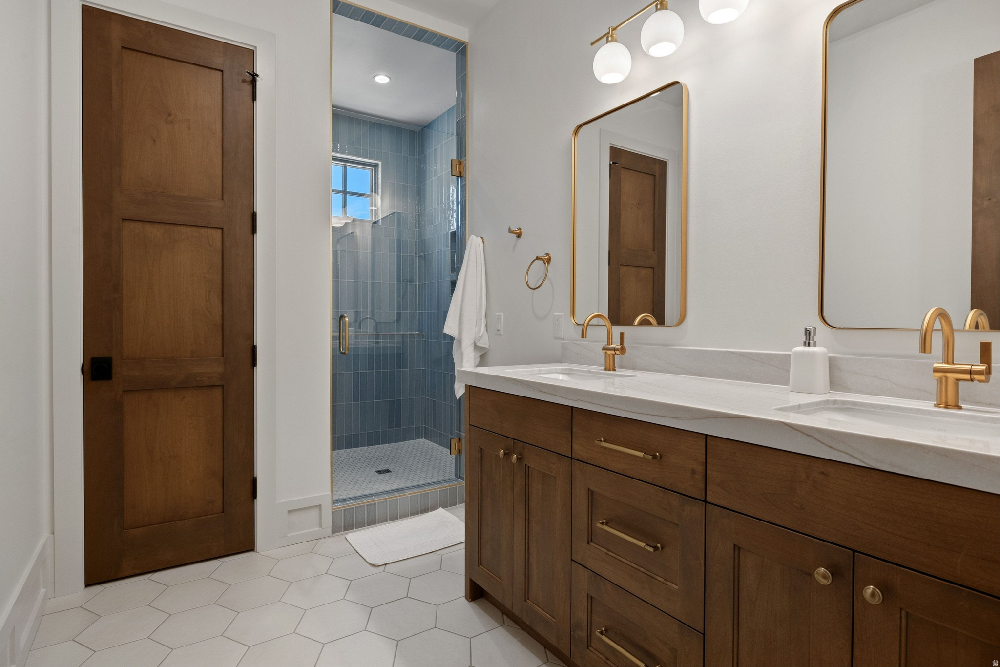 2044 E NOTCH MOUNTAIN CIR #360