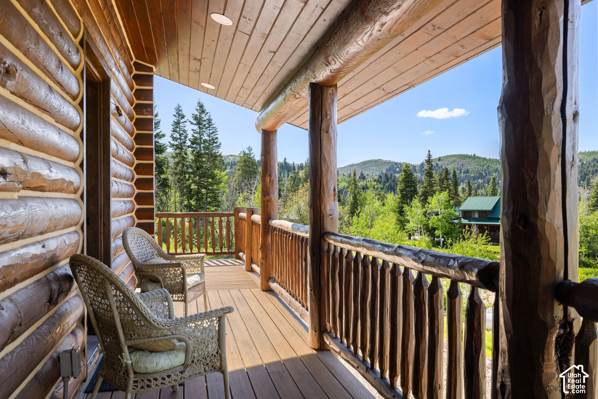 917 W DEEP FOREST RD