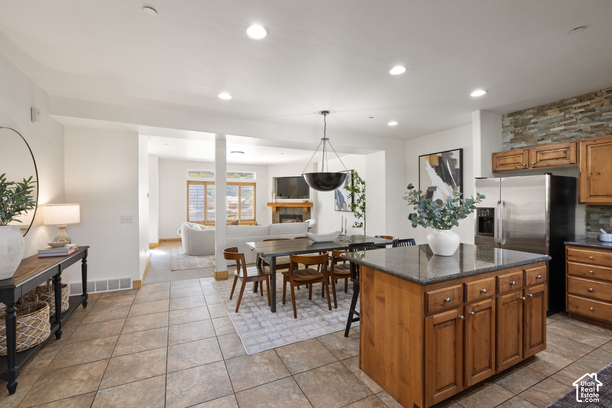 5440 LUGE LN