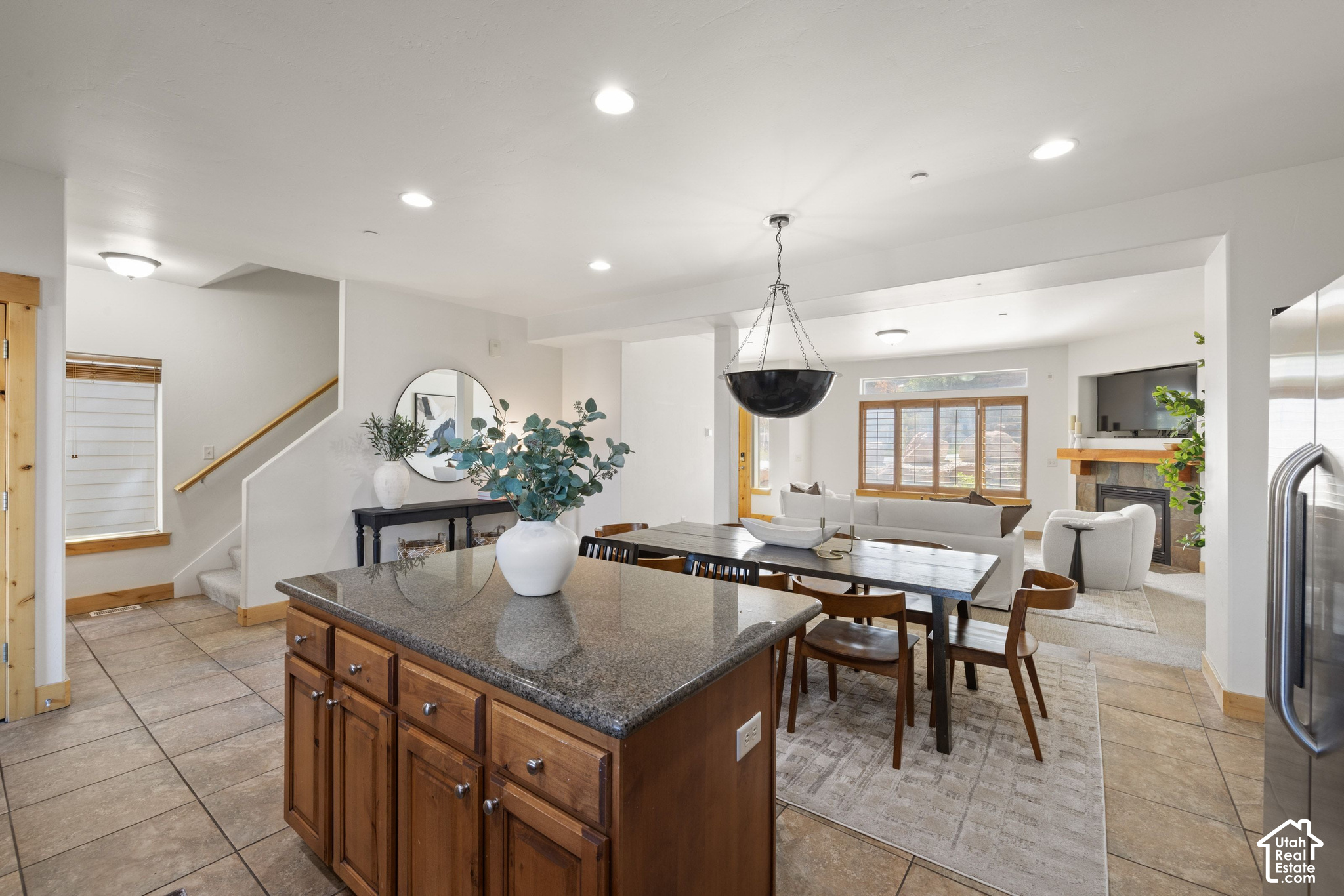 5440 LUGE LN