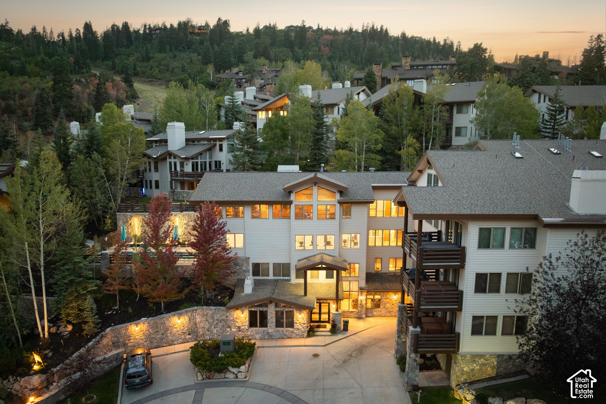 2100 DEER VALLEY DR #501