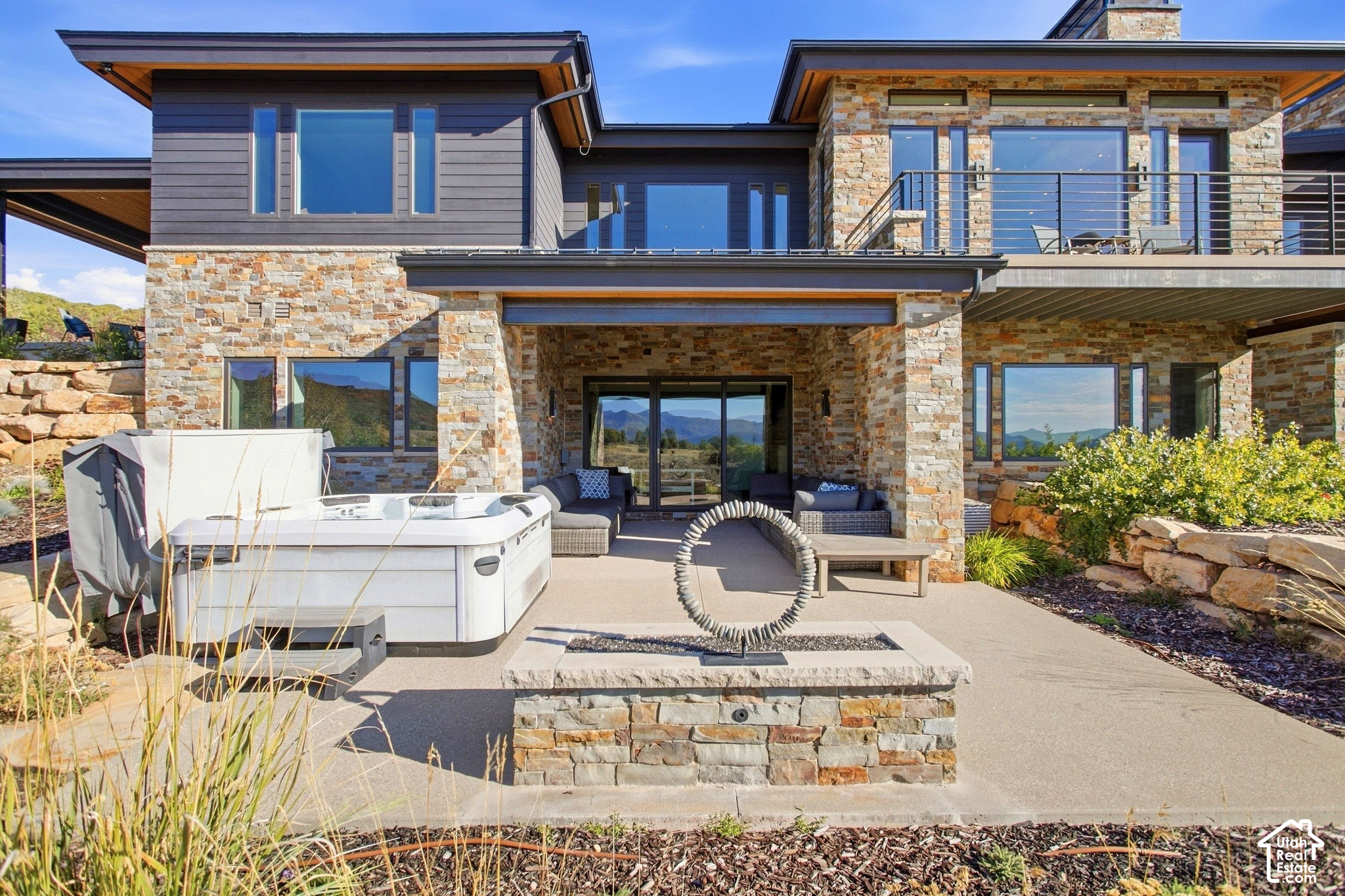 1163 W RED FOX RD #9