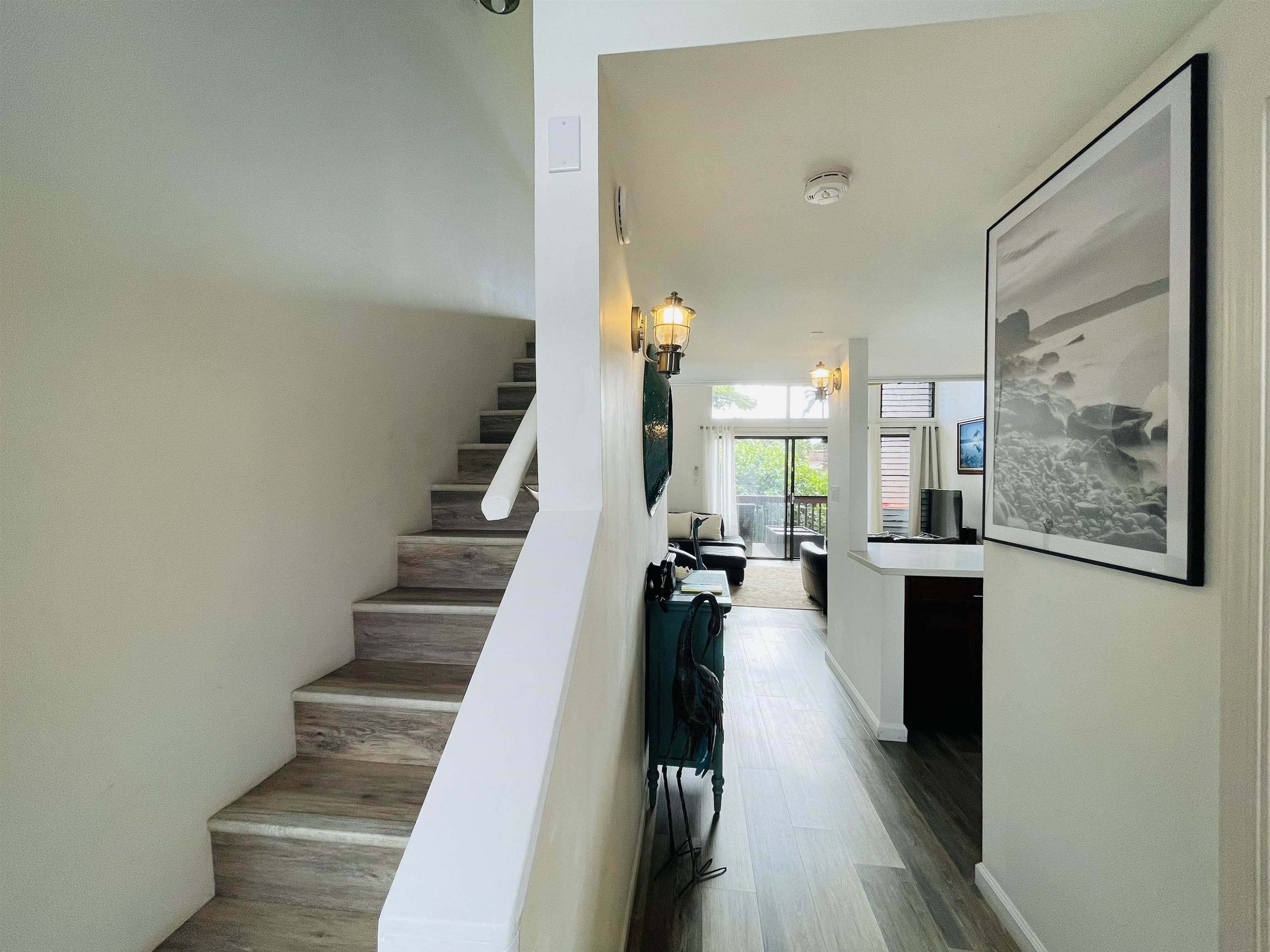 1299 ULUNIU Rd Unit: G-206