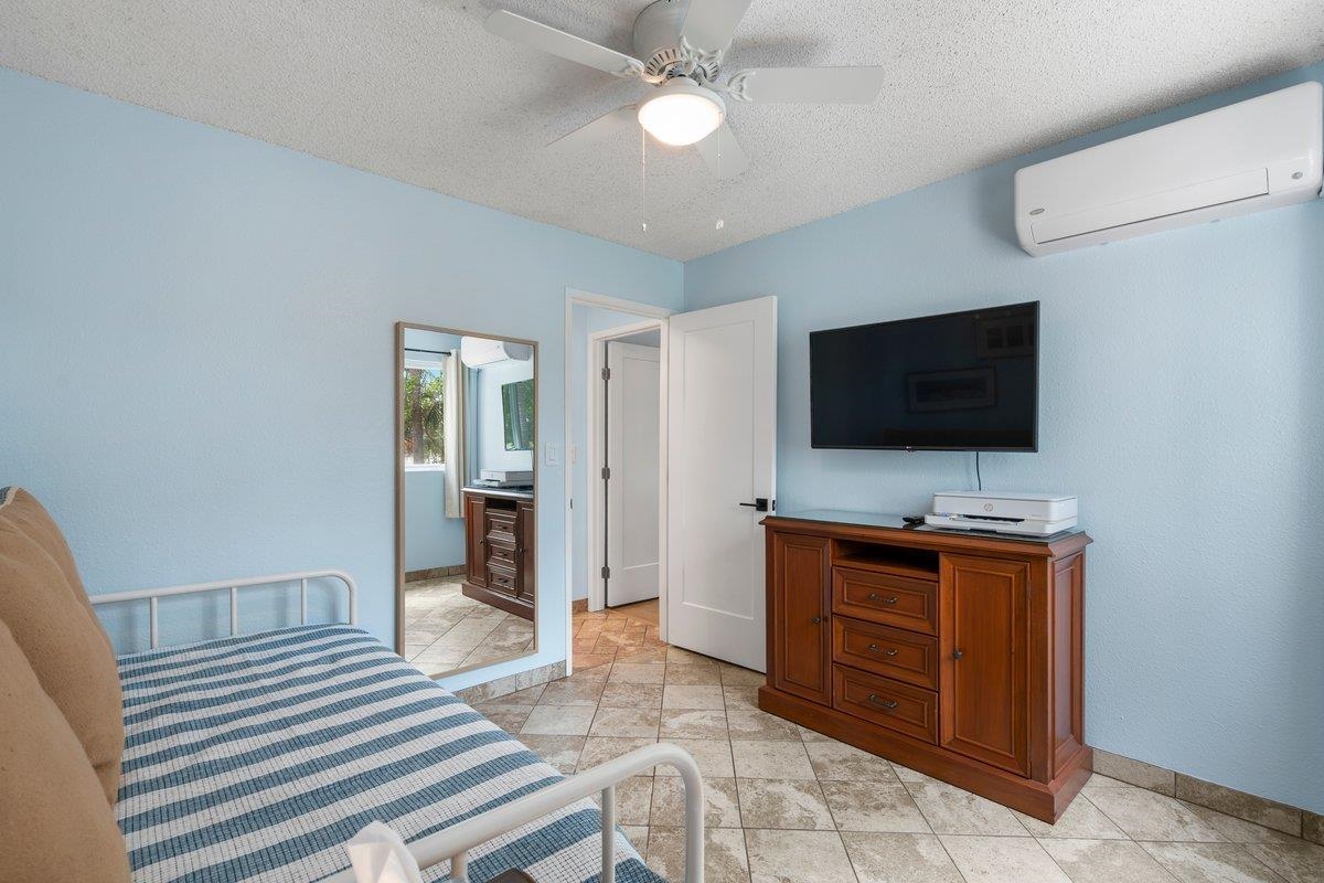 140 UWAPO Rd Unit: 35-102