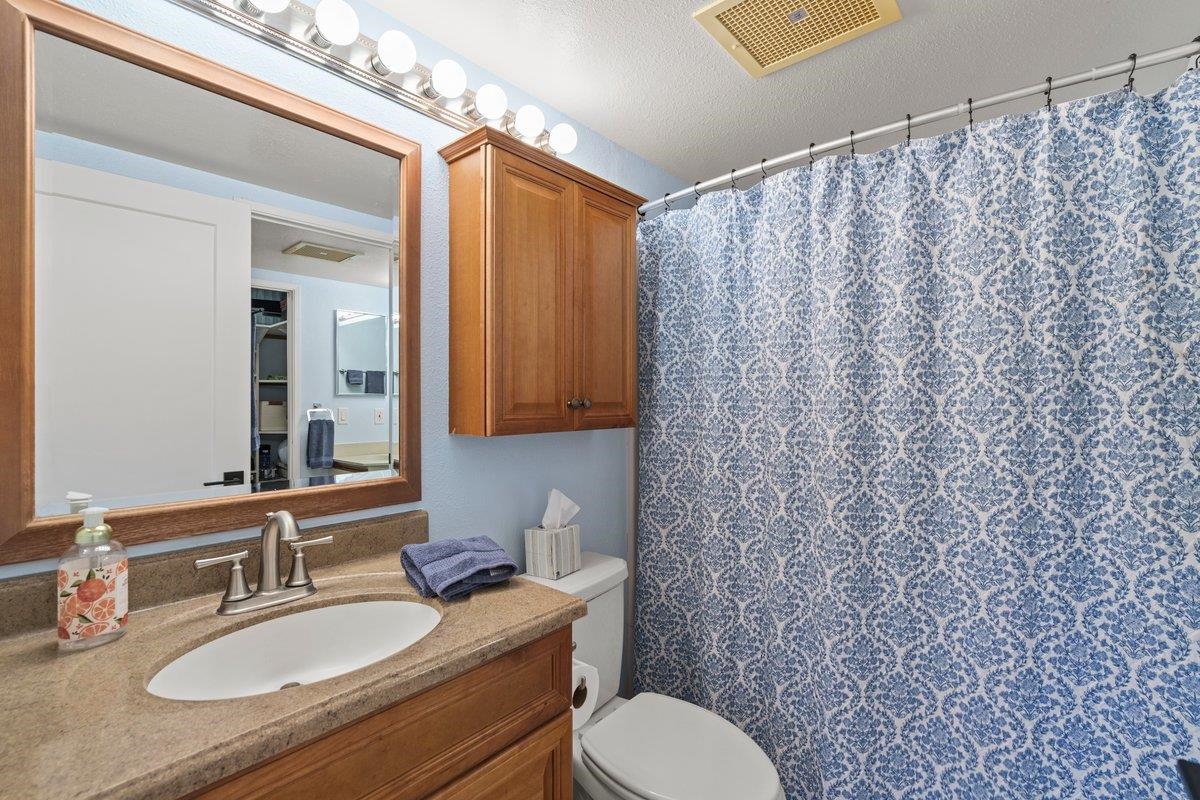 140 UWAPO Rd Unit: 35-102