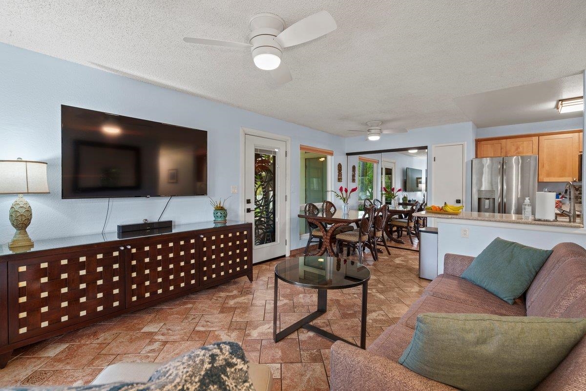 140 UWAPO Rd Unit: 35-102