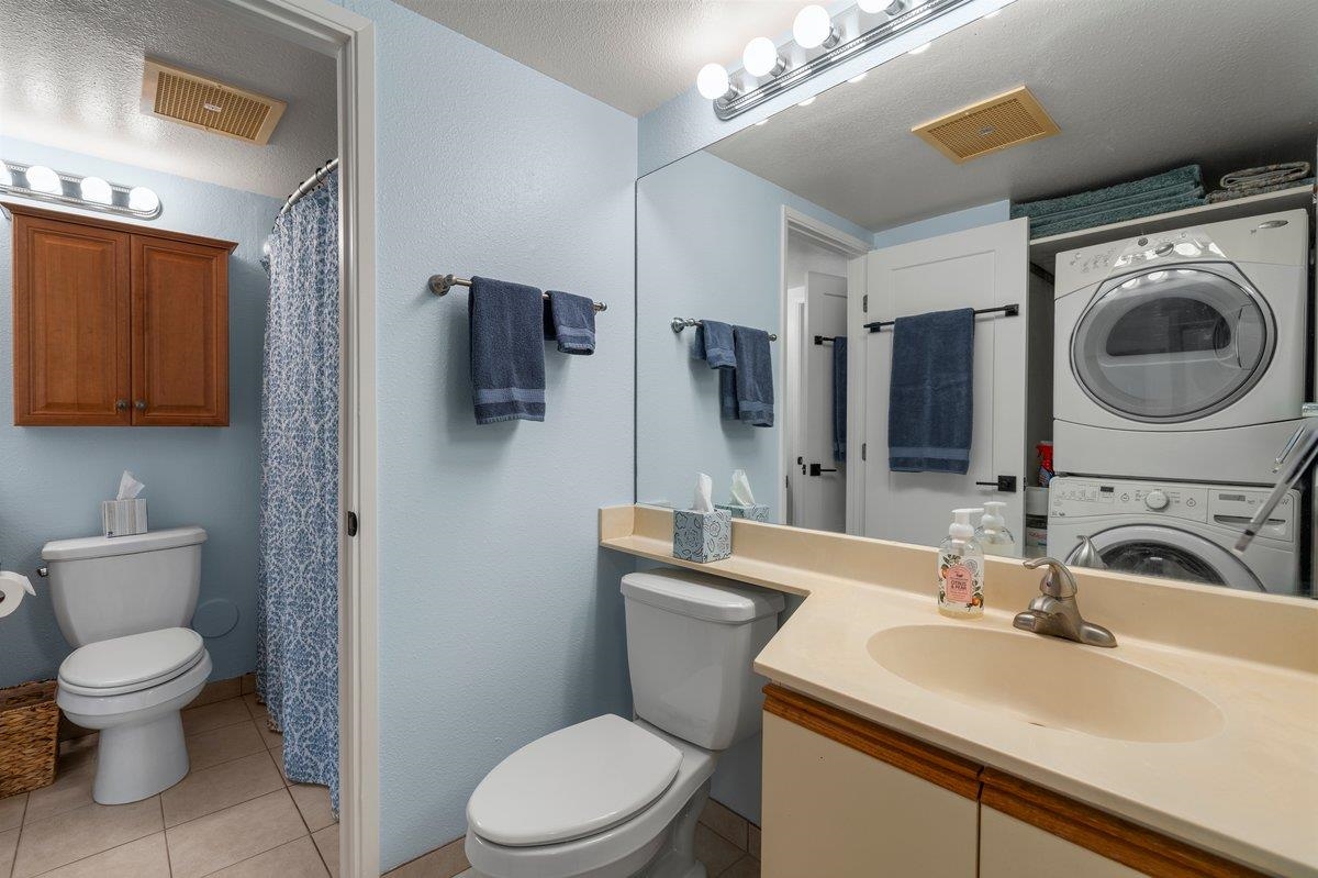 140 UWAPO Rd Unit: 35-102