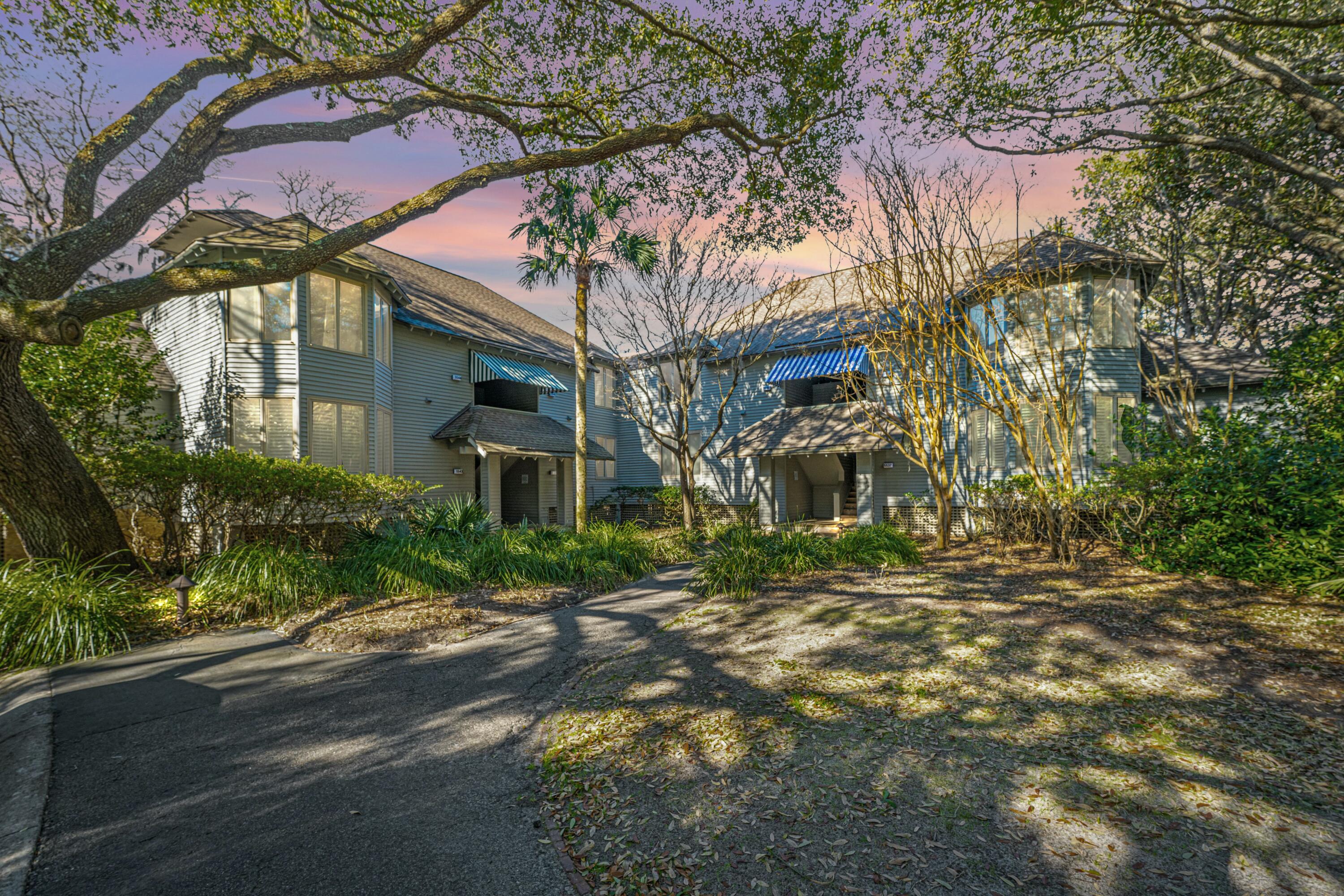 5541 Green Dolphin Way