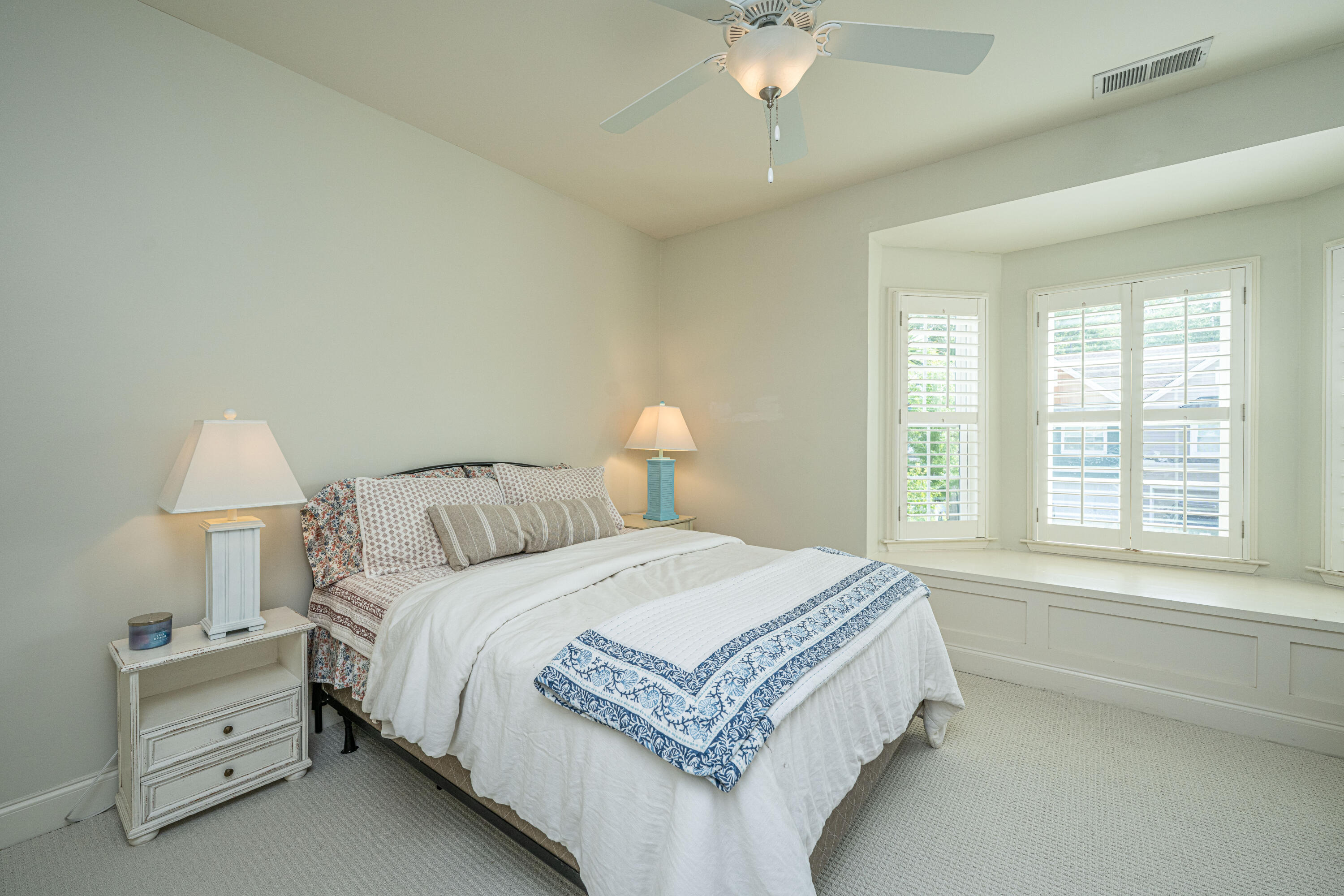 2525 Kings Gate Lane