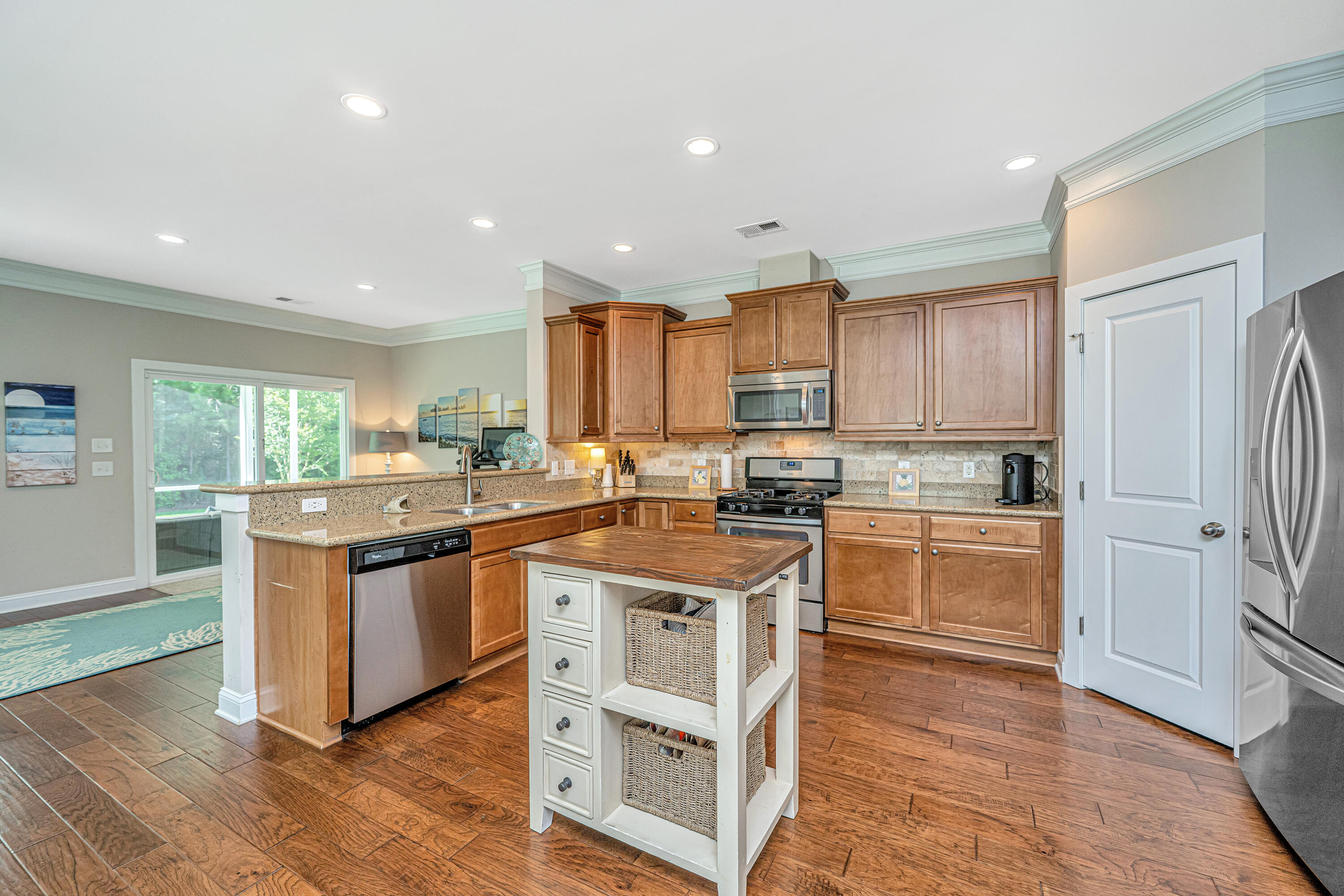 2851 Moonbeam Drive